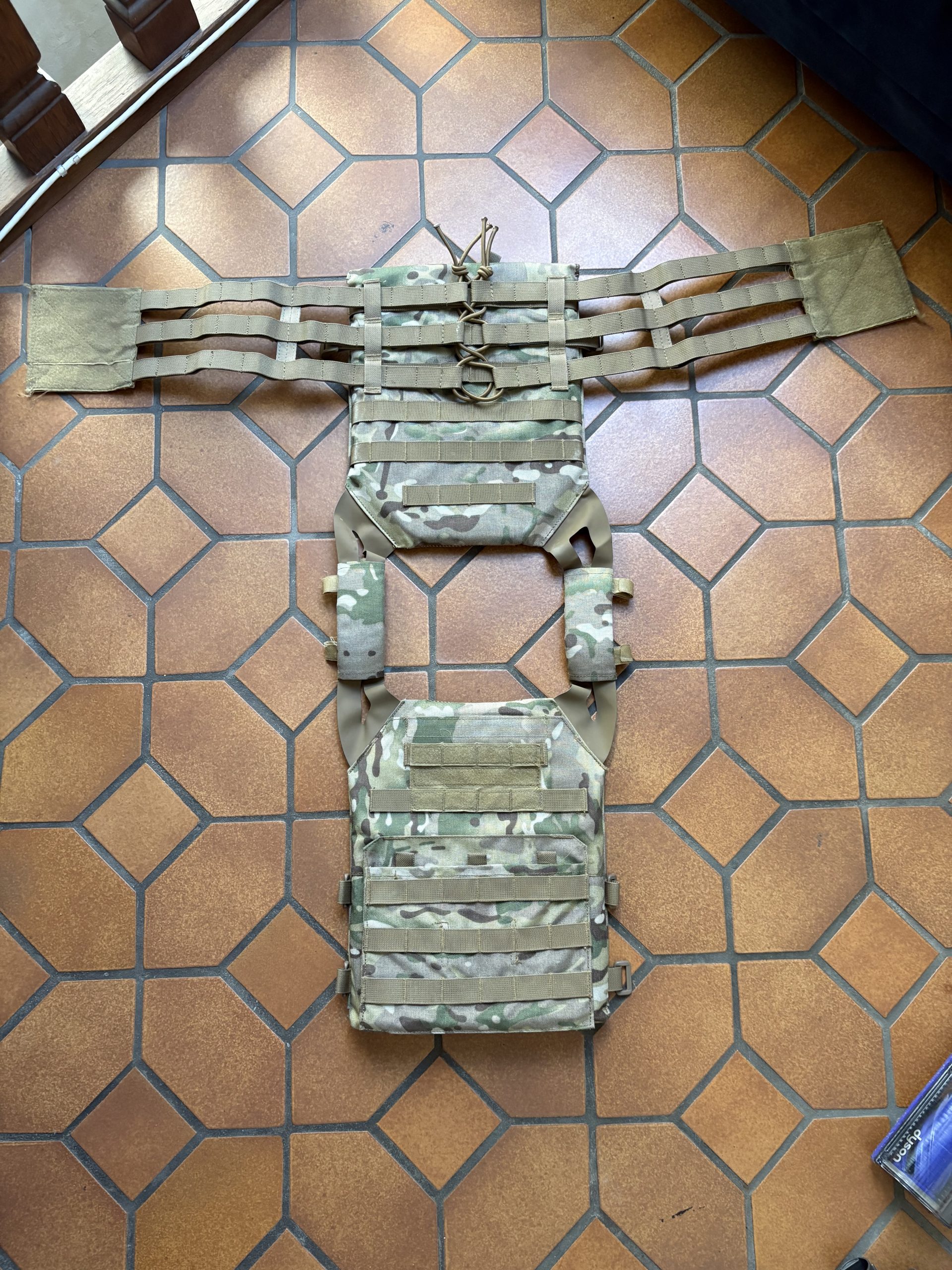 Plate carrier