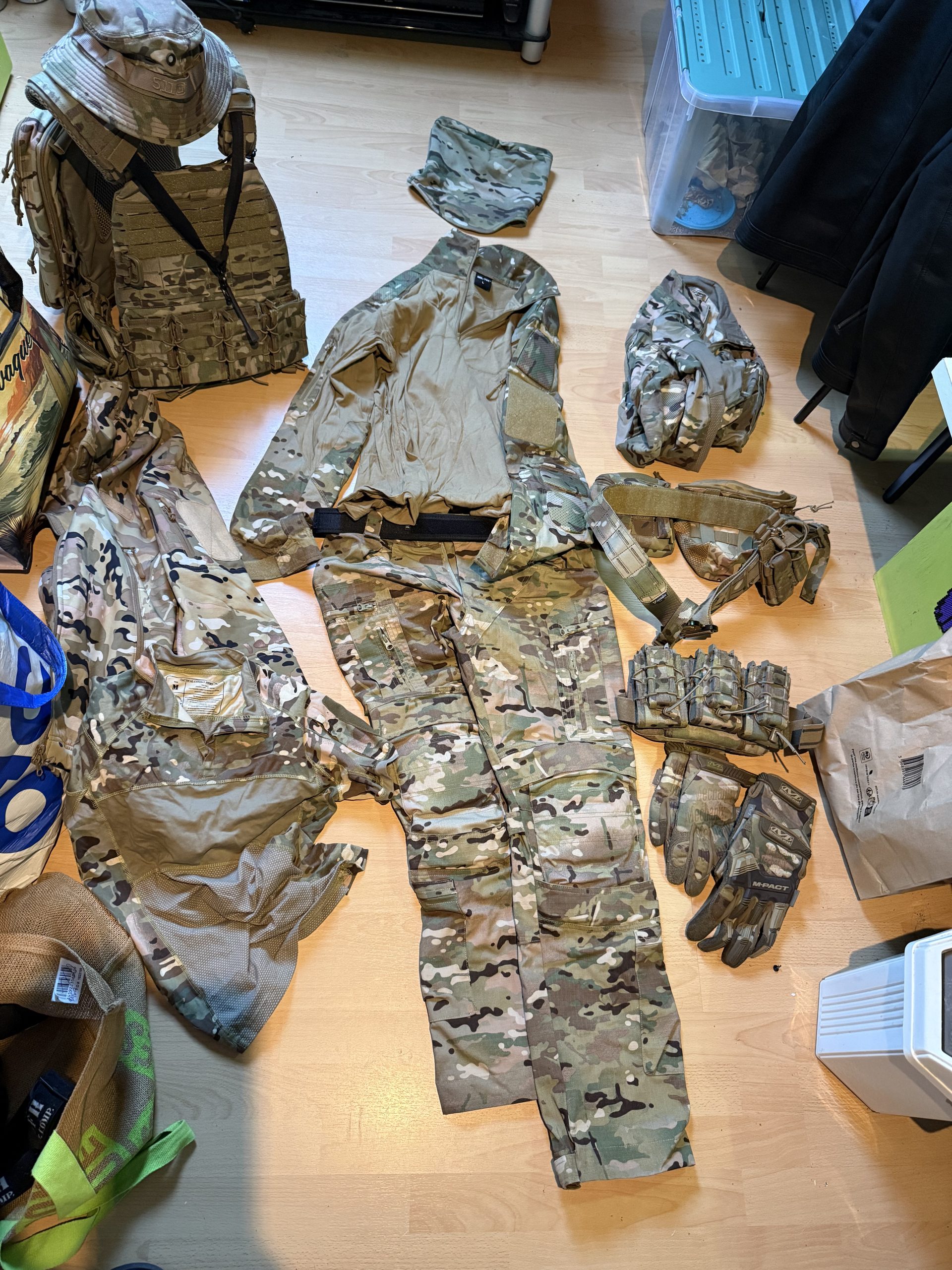 Tenue multicam complète