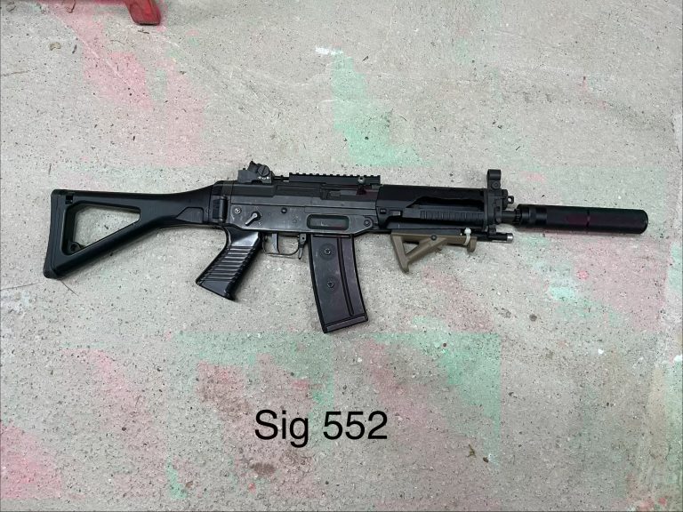 SIG 552