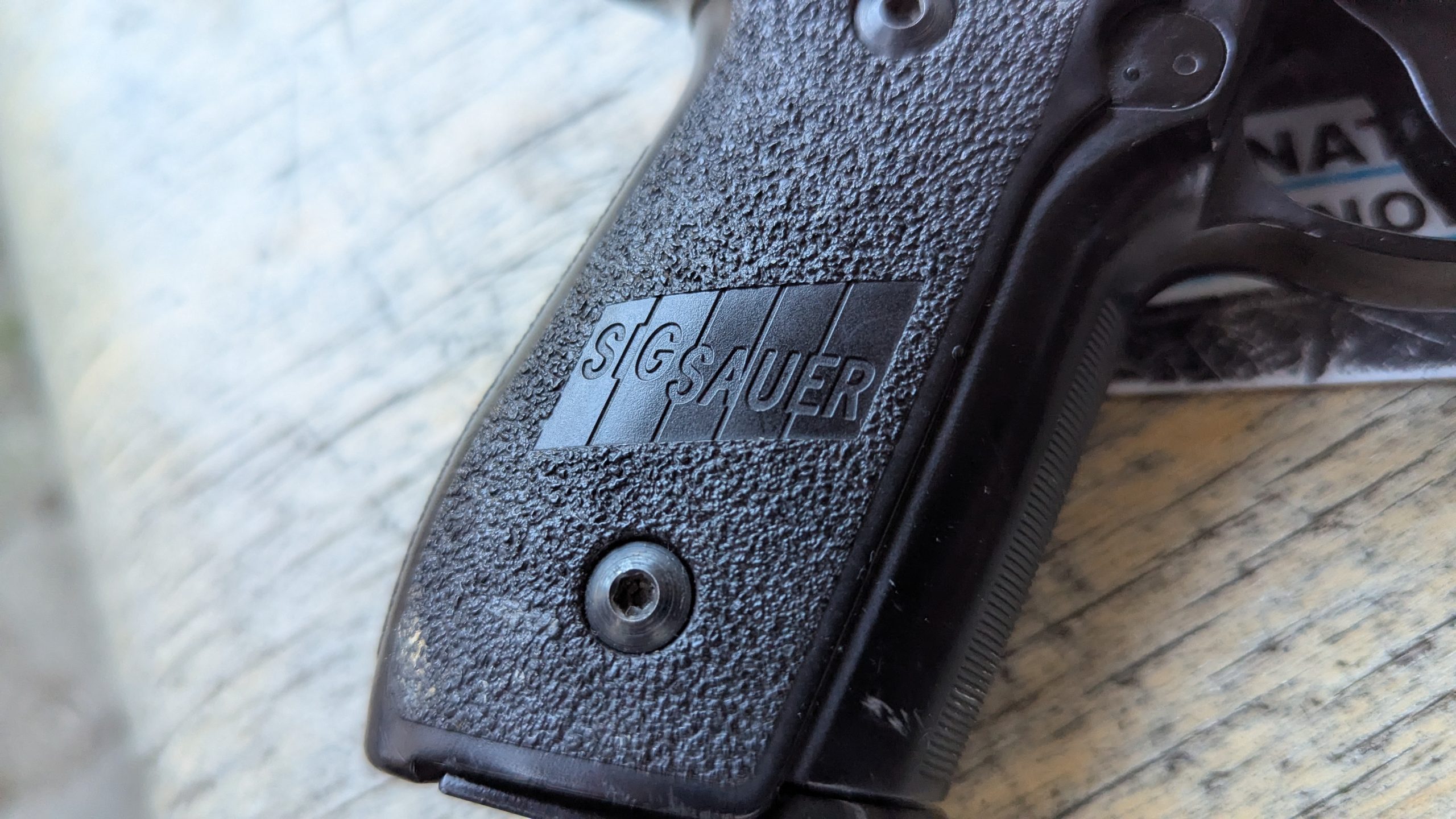 Sig Sauer P229 GBB (avec marquages)