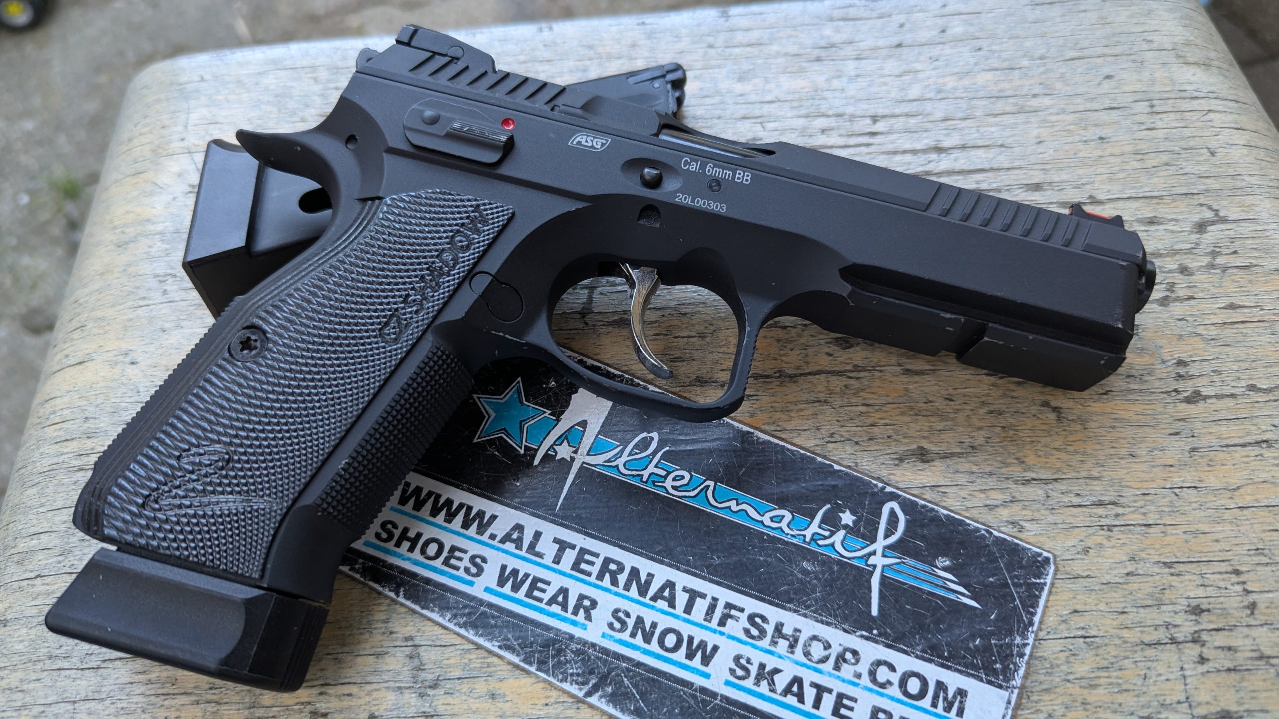 CZ Shadow 2  [+3 chargeurs]