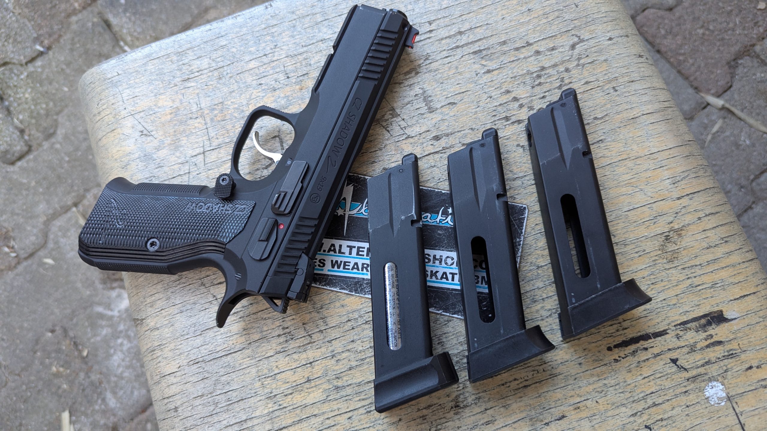 CZ Shadow 2 Black [+3 chargeurs]
