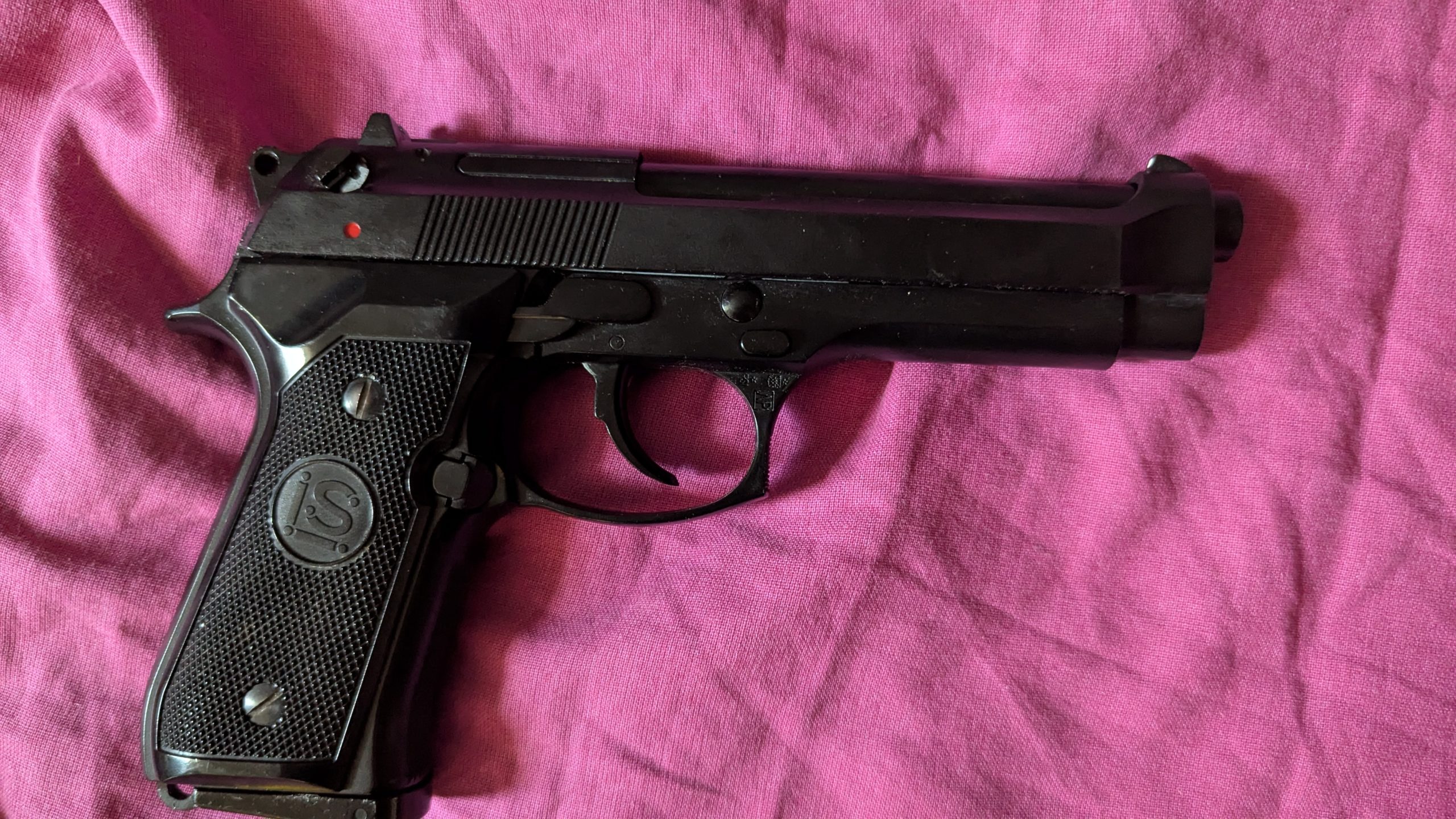 Beretta M9