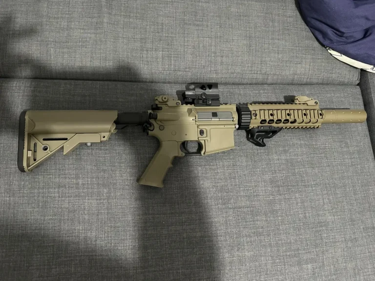 Colt M4 Silent OPS