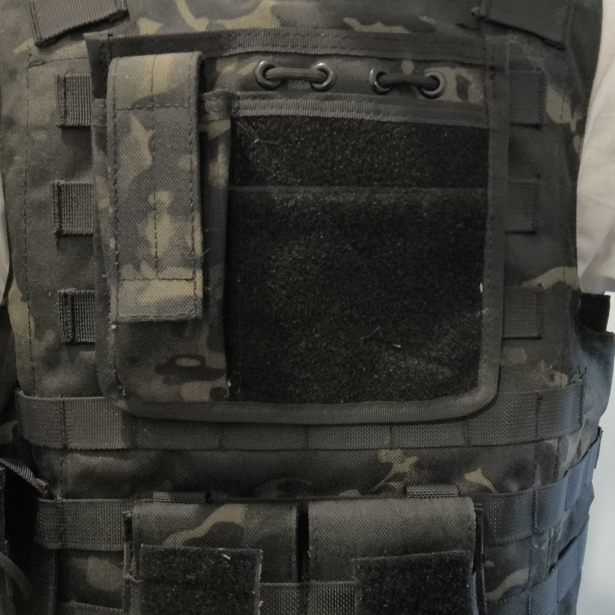 Gilet tactique Plate Carrier MOLLE Multicam – Très bon état