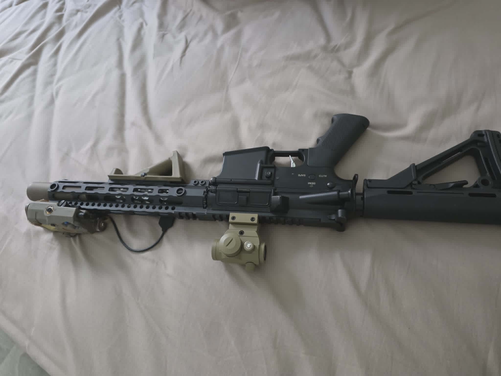 M4 custom Titan V2