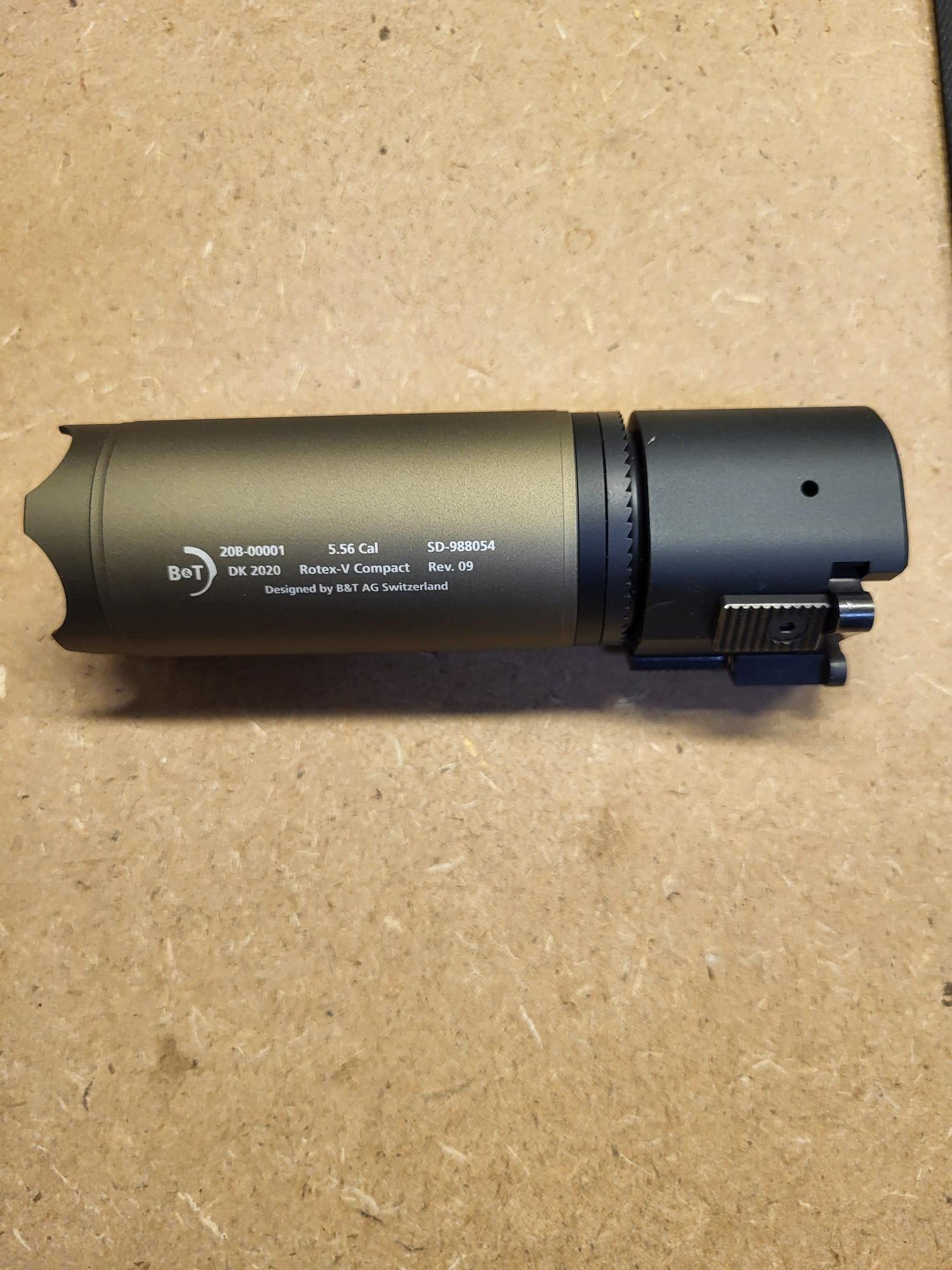 Silencieux QD ROTEX V COMPACT B&T Angry Gun avec Traceur
