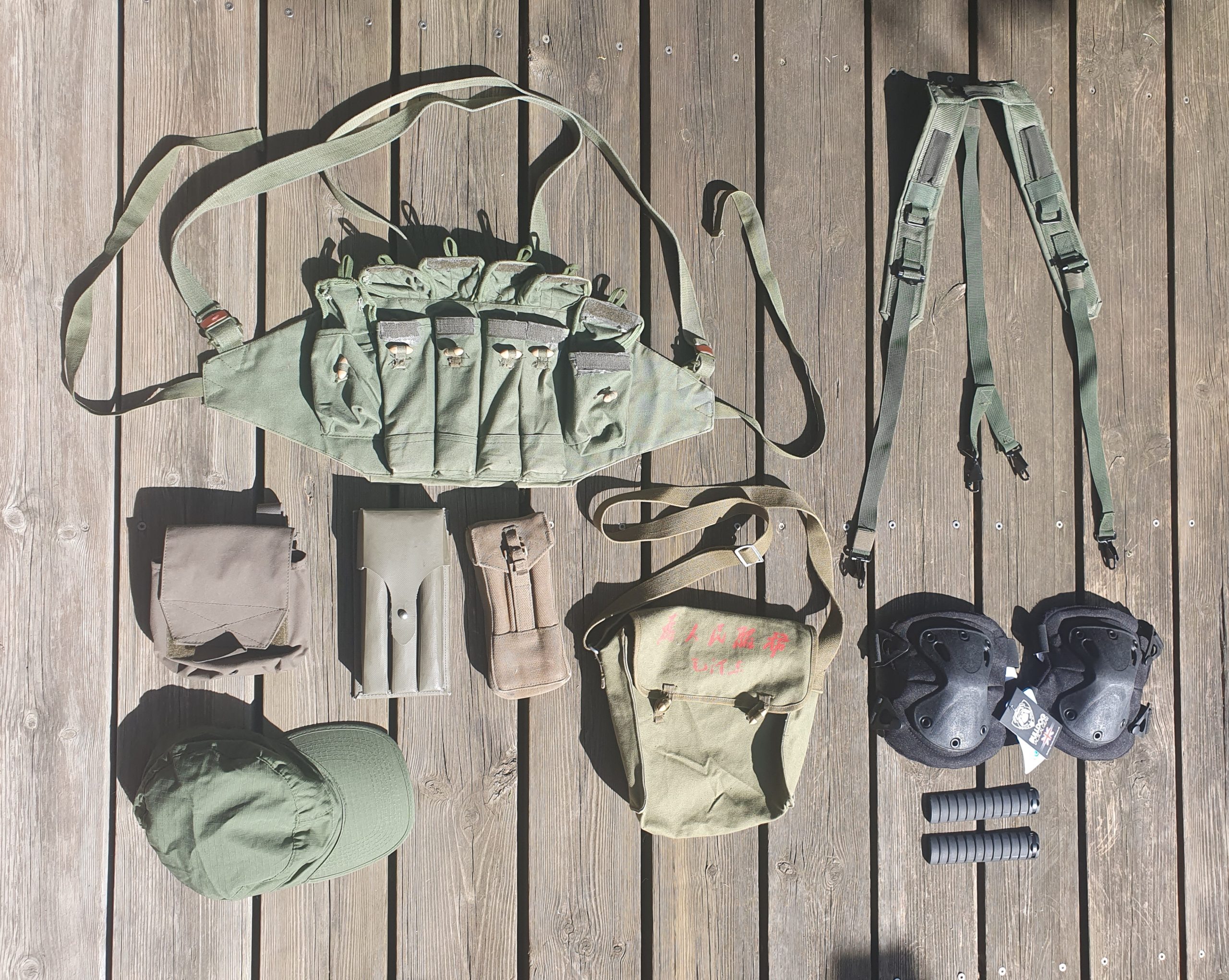 Equipement divers, poches, gilets etc…