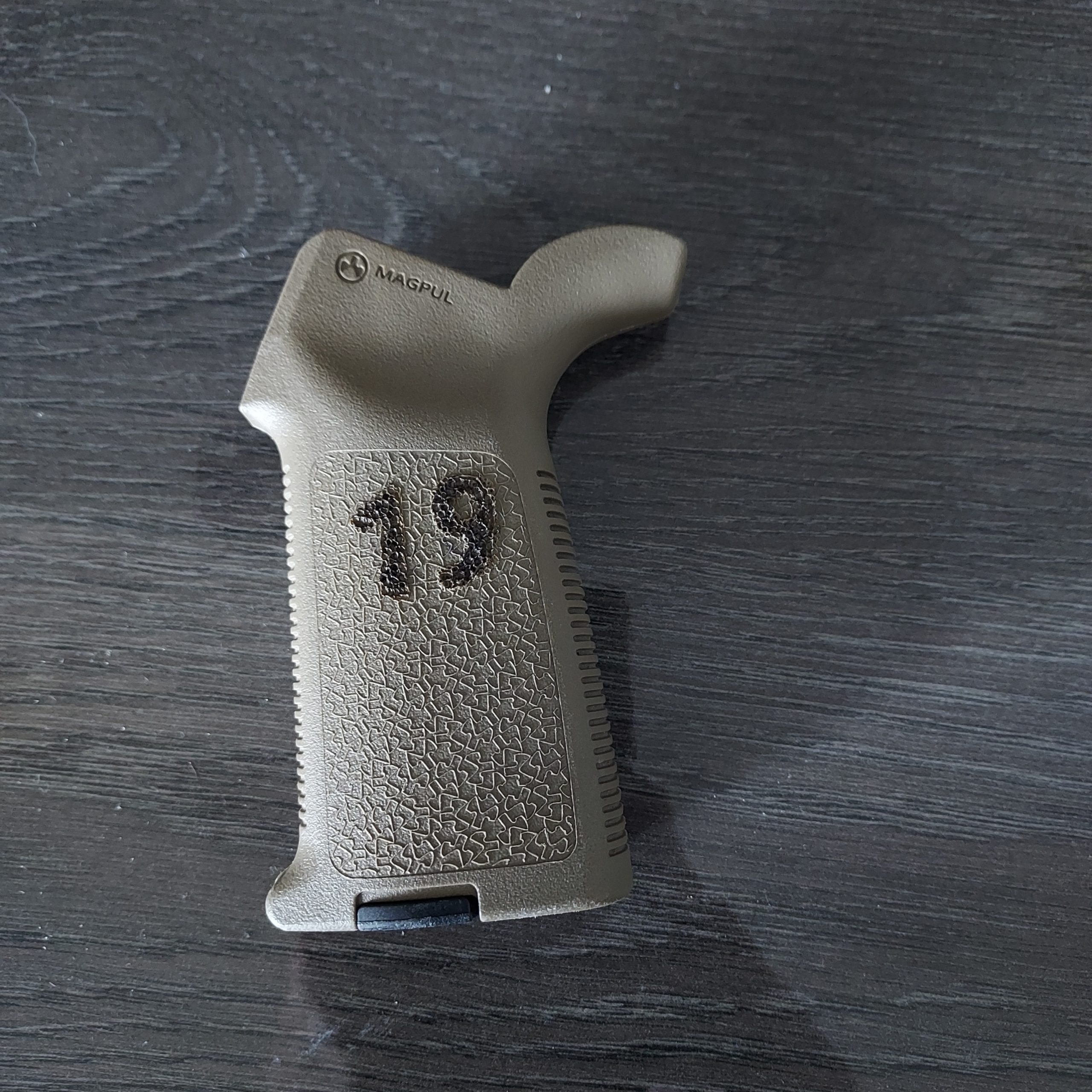 Poignée MOE Magpul DE