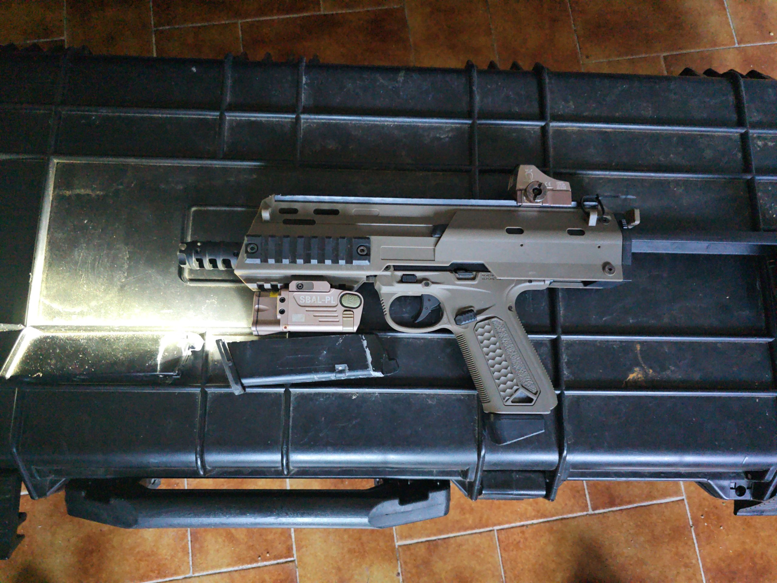 Aap01 avec kit mp7