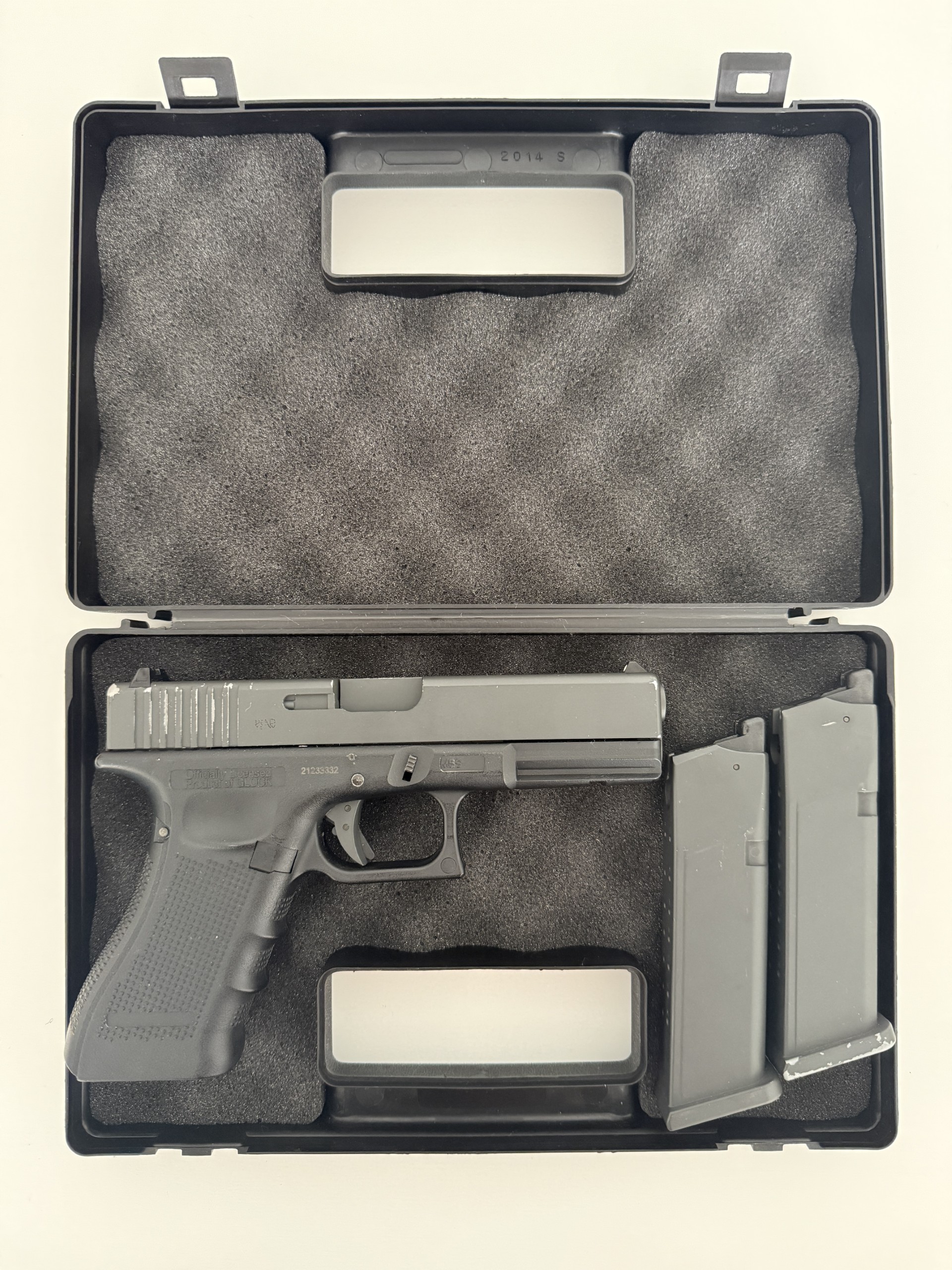 Pistolet Glock 17 Gen 4 Co2 GBB Blowback Cybergun KWC – Noir