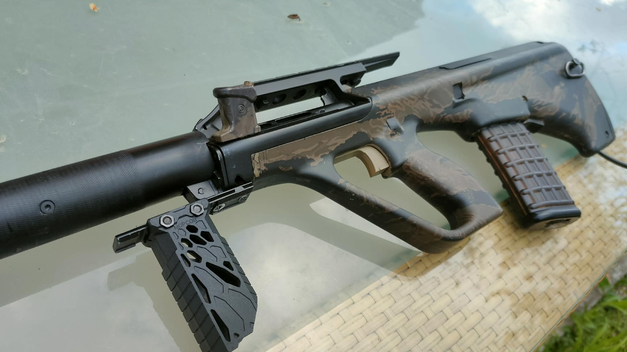 AUG A2 Tiger Stripes HPA