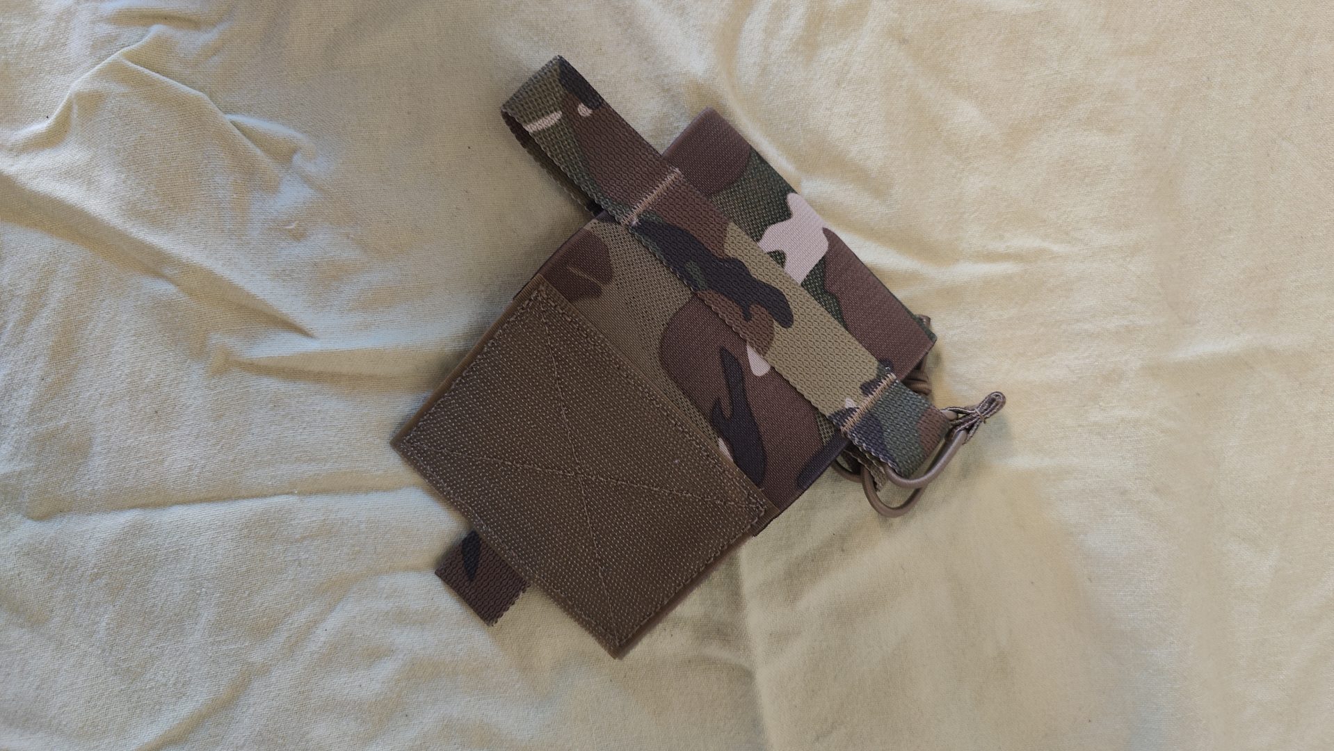 Poche latérale Multicam