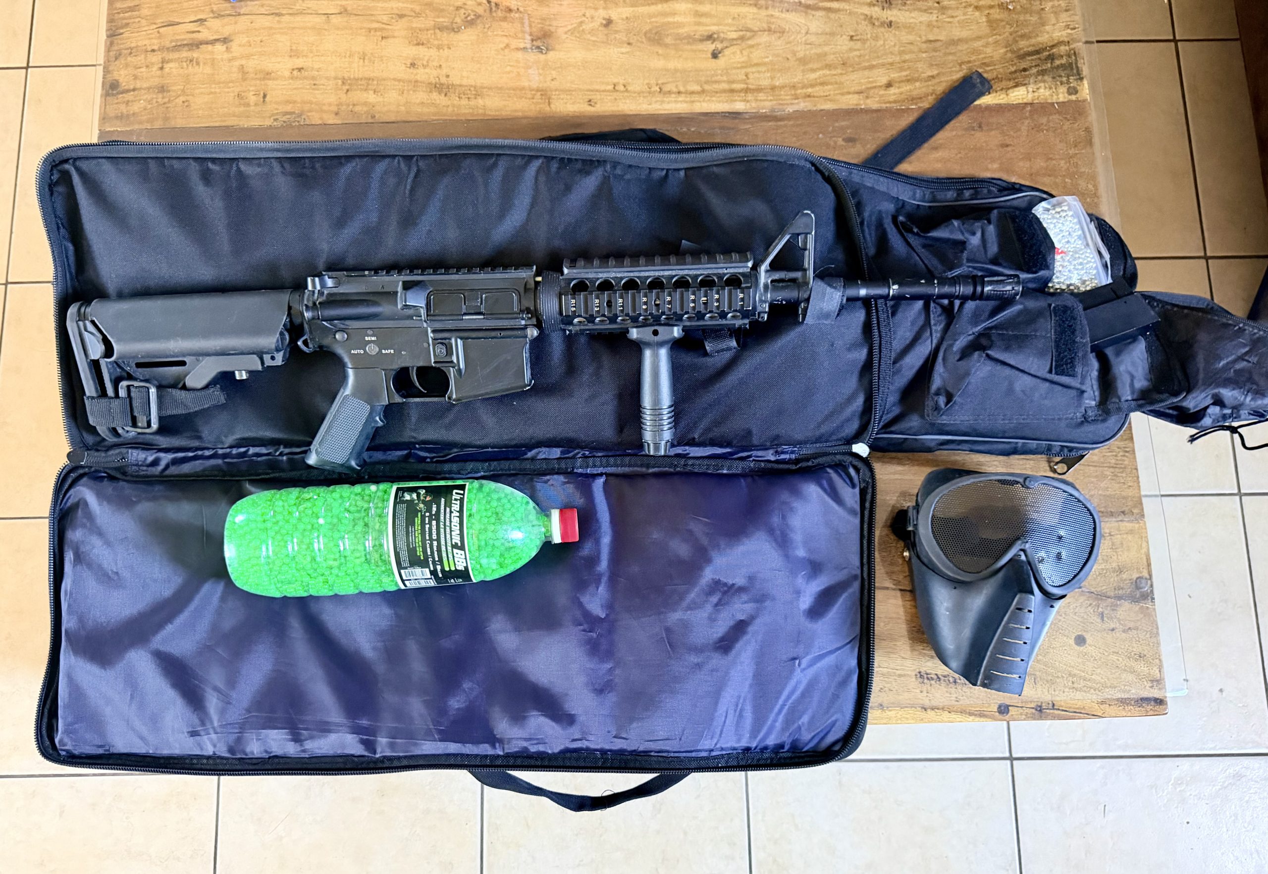 Pack Complet Airsoft – Réplique M4 Colt, Fusil Sniper Type L96 & Équipement Tactique Tactique
