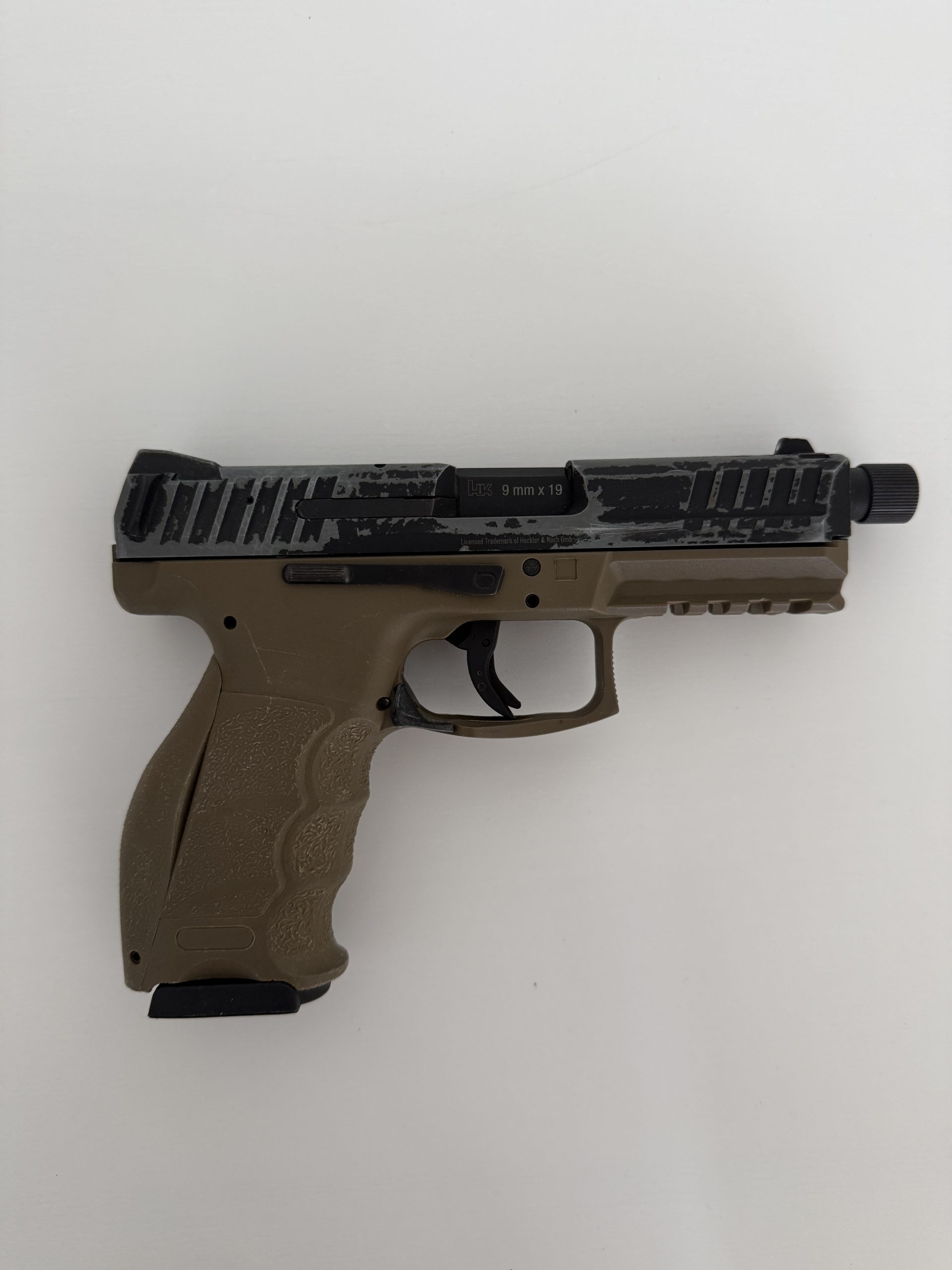 Pistolet HK VP9 Tactical GBB Gaz Blowback VFC Umarex – Tan & Noir