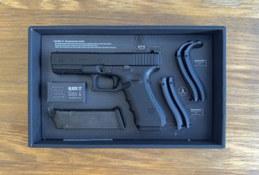 Glock 17 Gen 4 Tokyo Marui (quasi neuf) + billes & BB loader