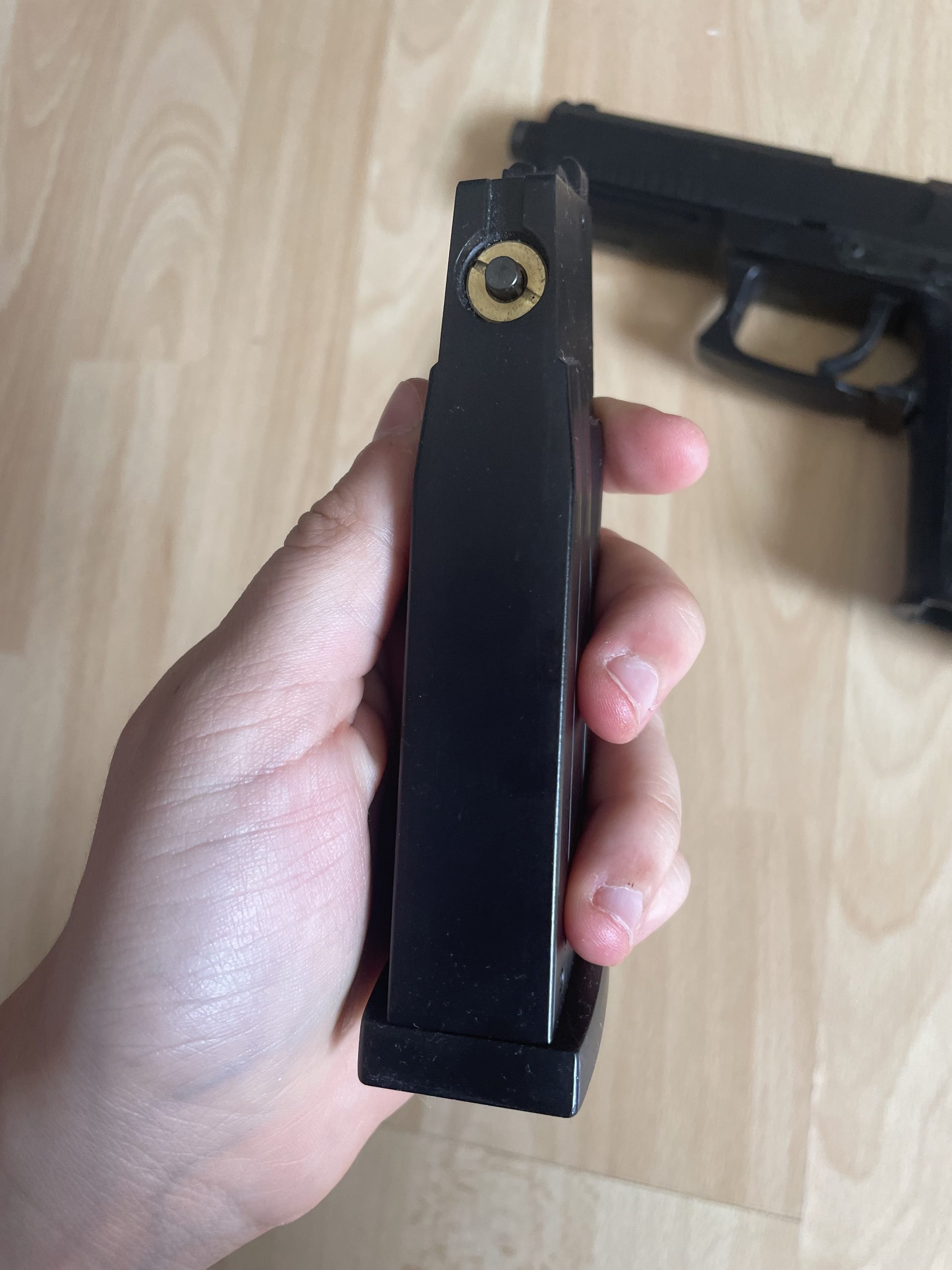 mk23+2 chargeurs