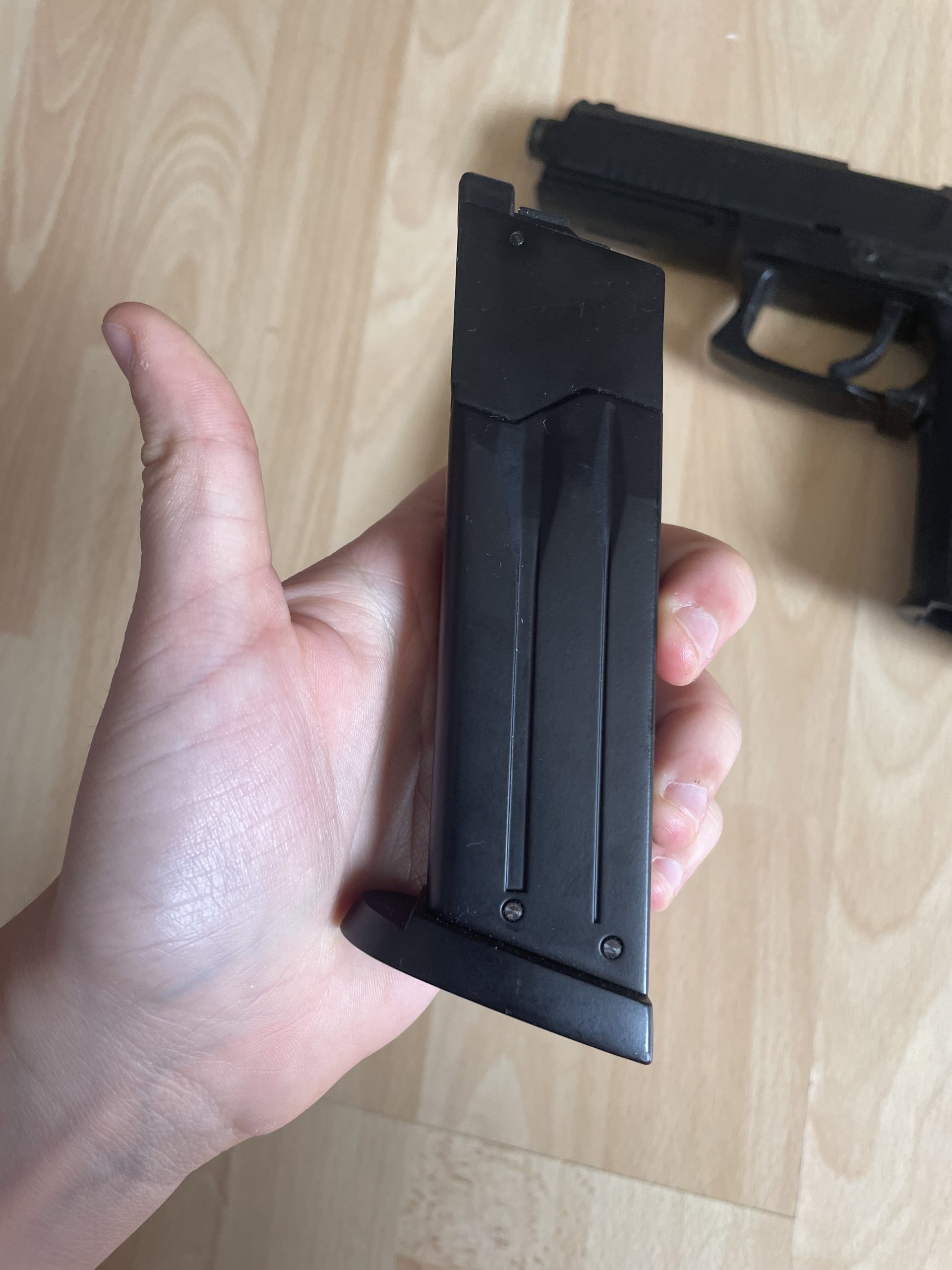 mk23+2 chargeurs