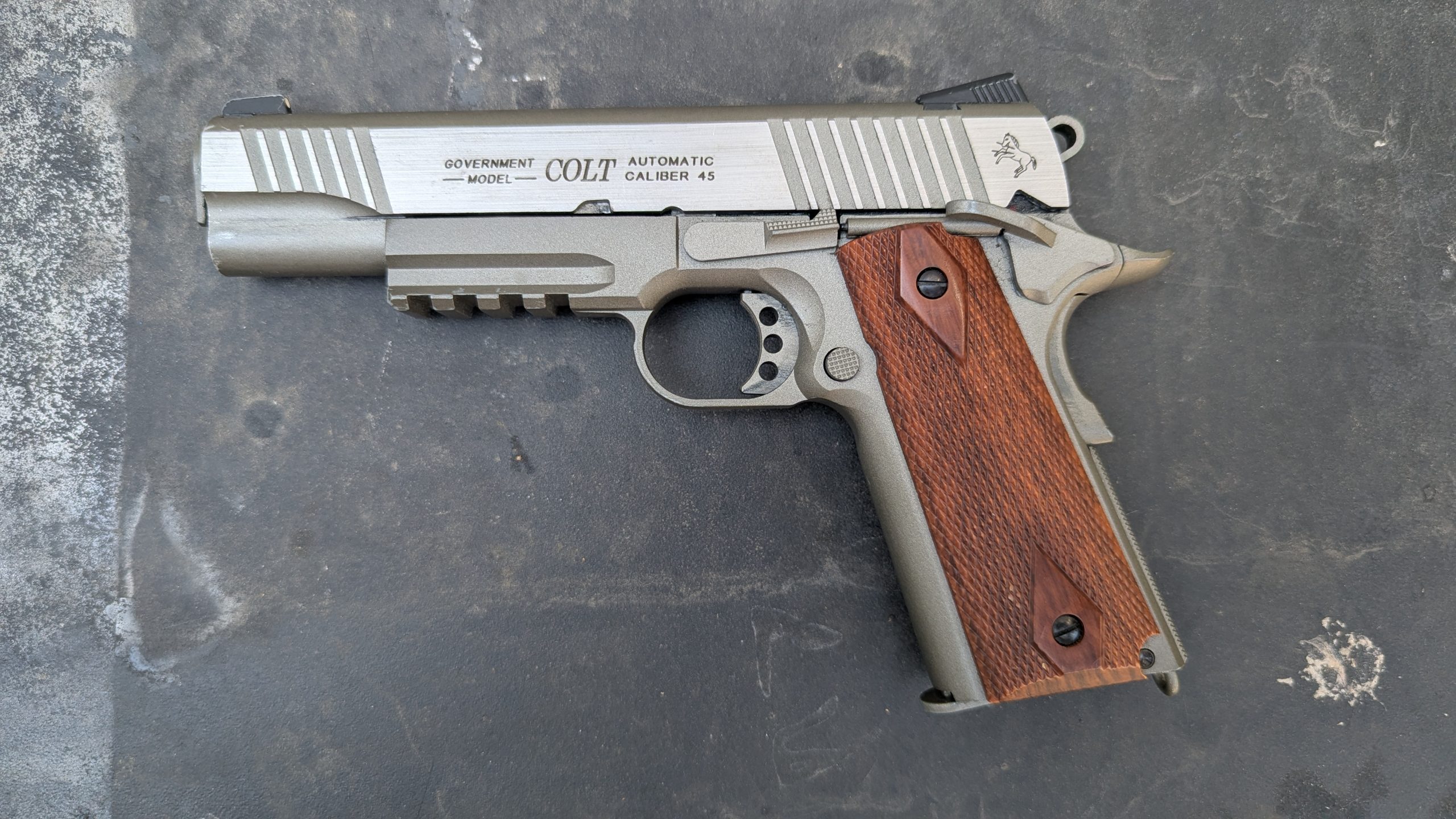 Colt 1911 Stainless Silver Rail