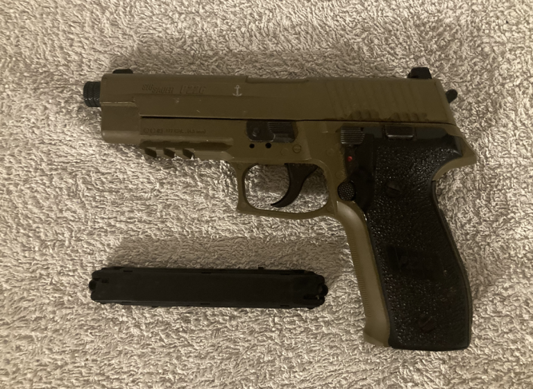 SIG SAUER P226