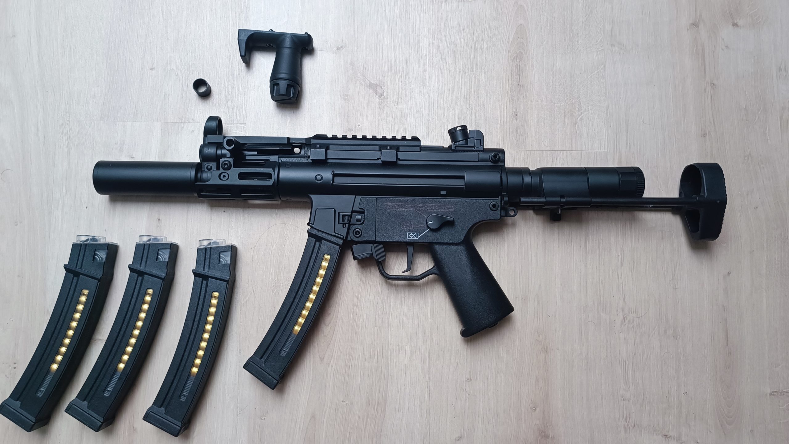 MP5K CYMA Platinum full upgrade
