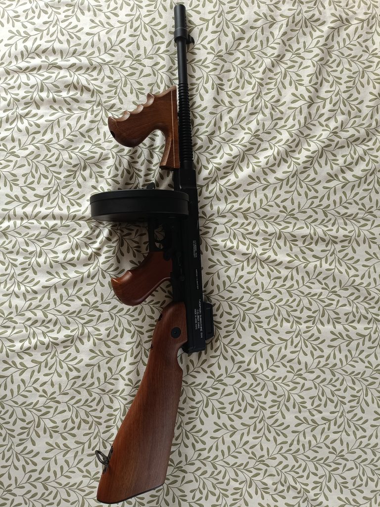 THOMPSON 1928