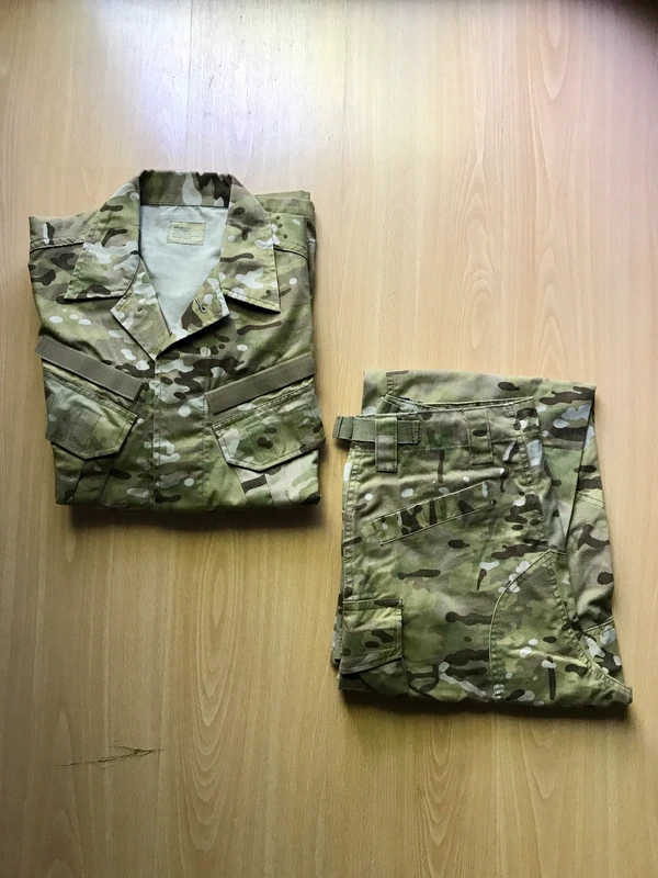 Uniforme forces spéciales Helikon-Tex