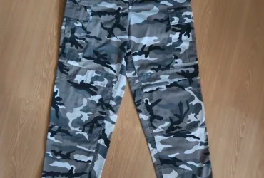 Pantalon cargo camouflage