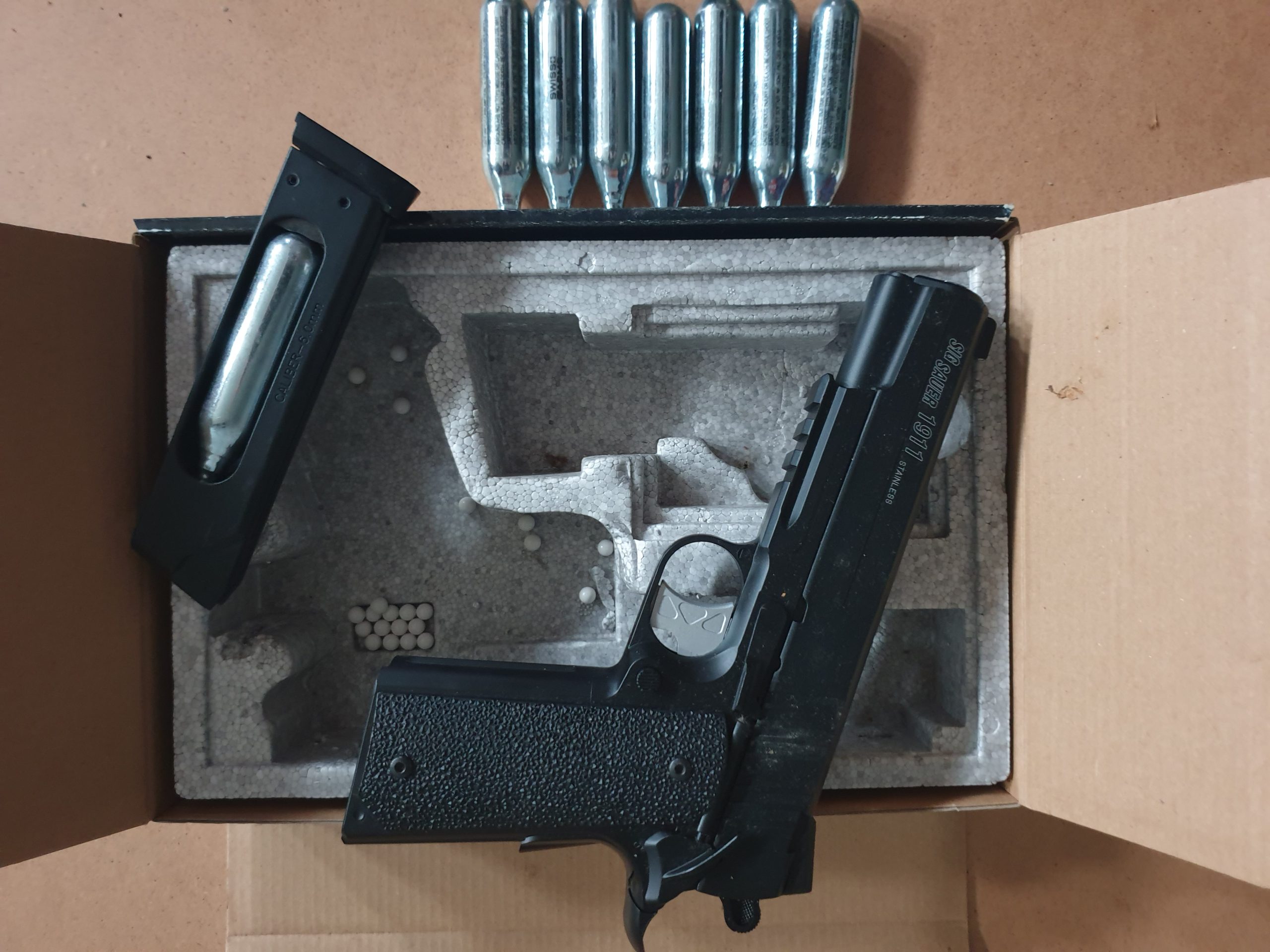 Sig sauer 1911 CO2