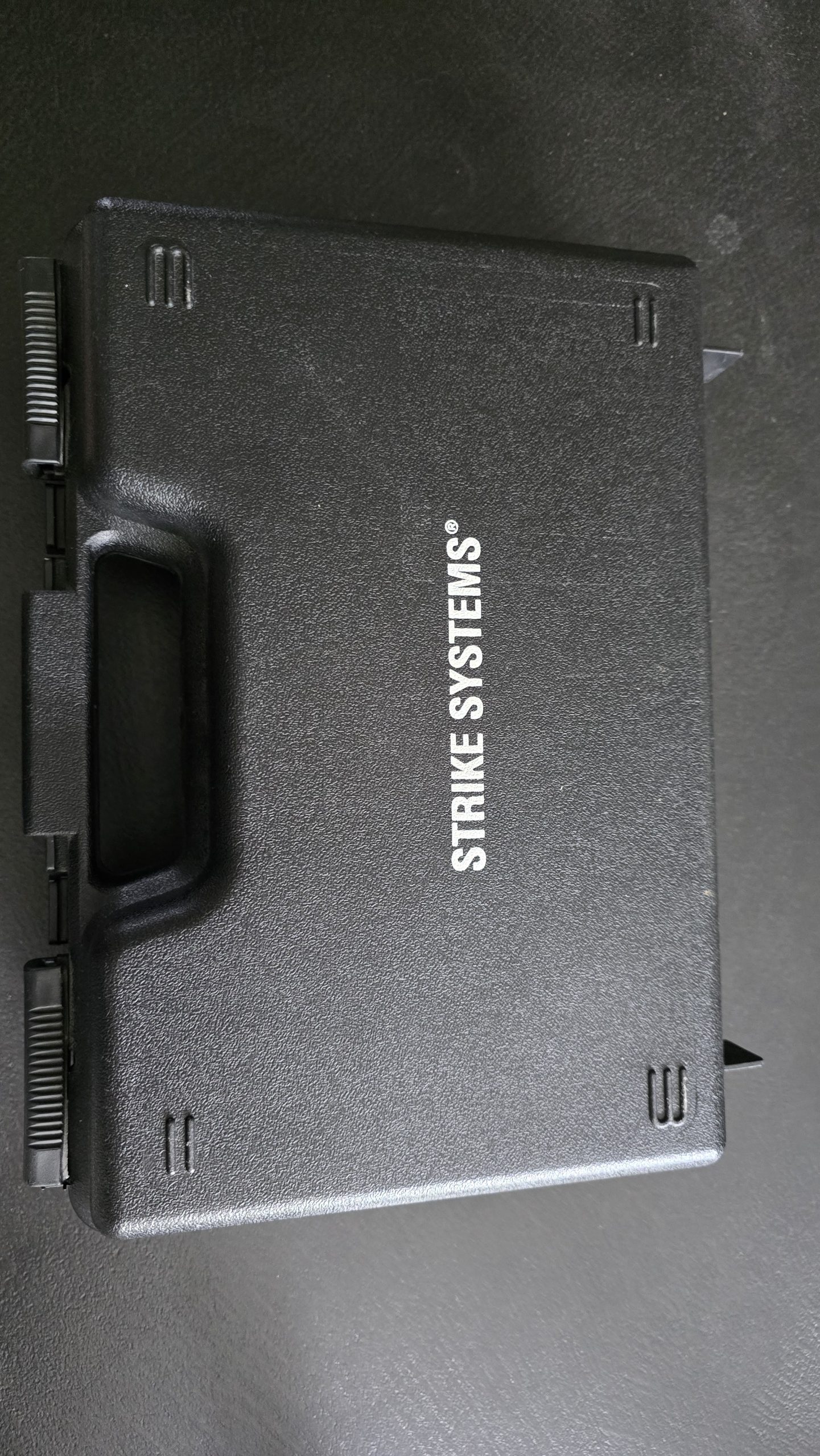 Réplique Smith & Wesson (Sigma SW40F) + mallette