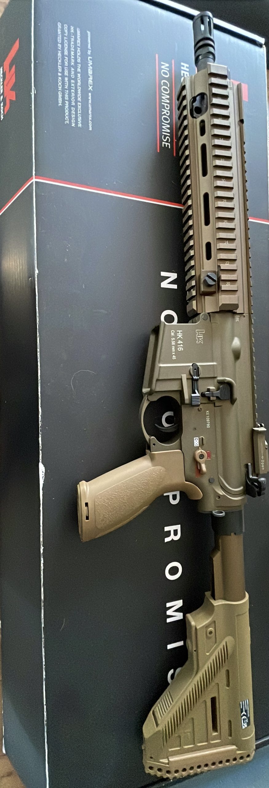 HK416 Umarex VFC RAL8000