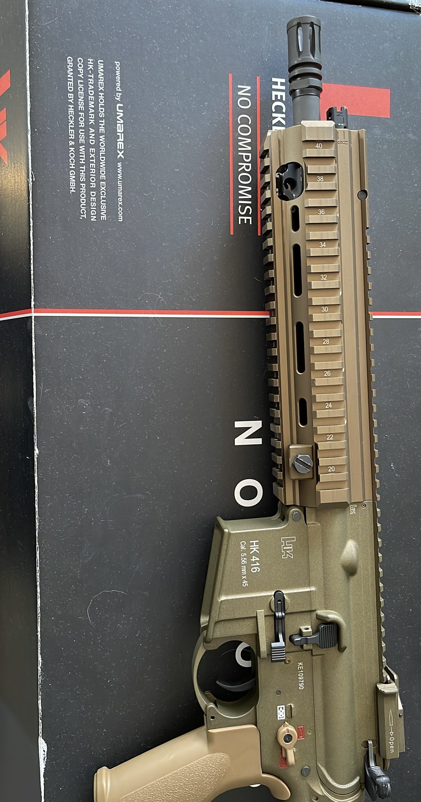 HK416 Umarex VFC RAL8000