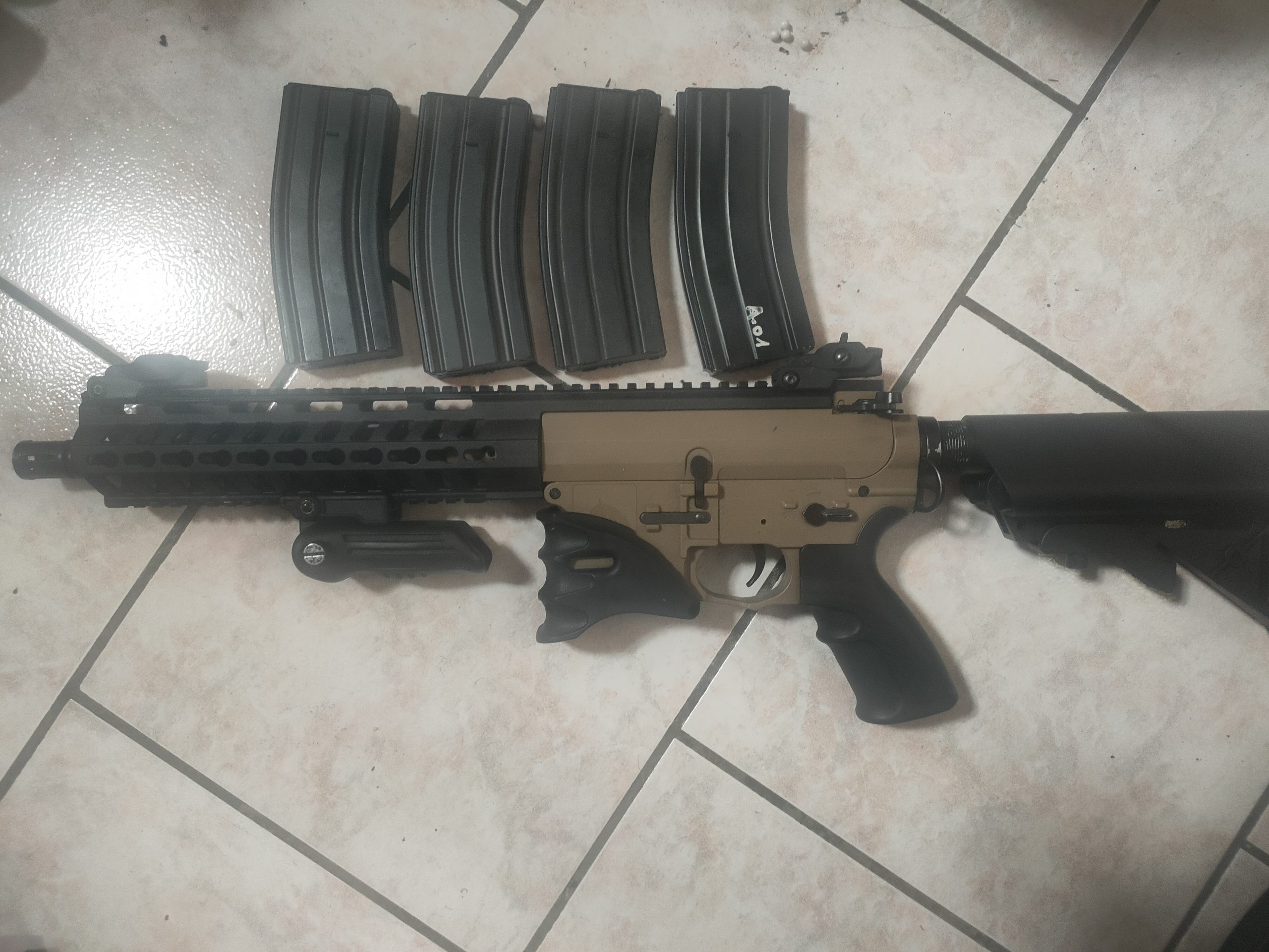 Réplique M4 LONEX aeg