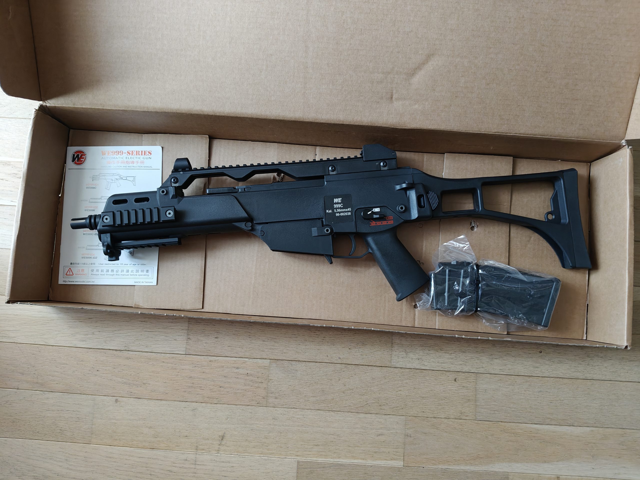 G999C (G36C) AEG WE + chargeurs PMAG + saccoche
