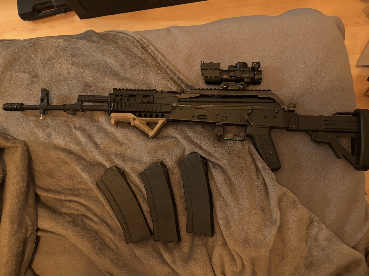 Réplique AEG, GBB en lot ou au détail plus de photos en privé !