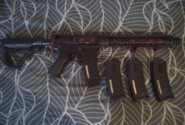 M4 Custom red Hornett