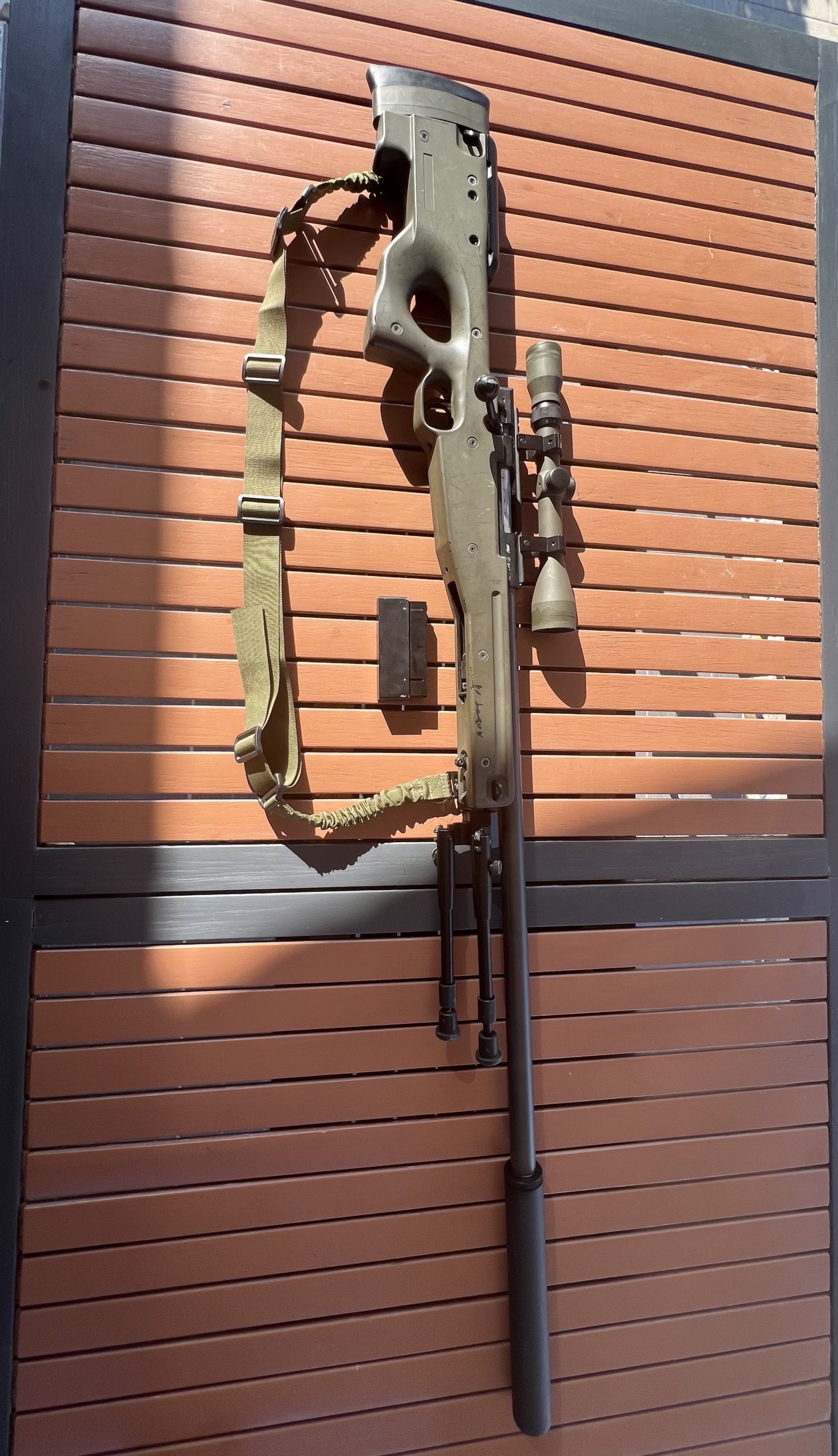 Réplique Sniper ASG AW 308 + lunette + bipied + sangle
