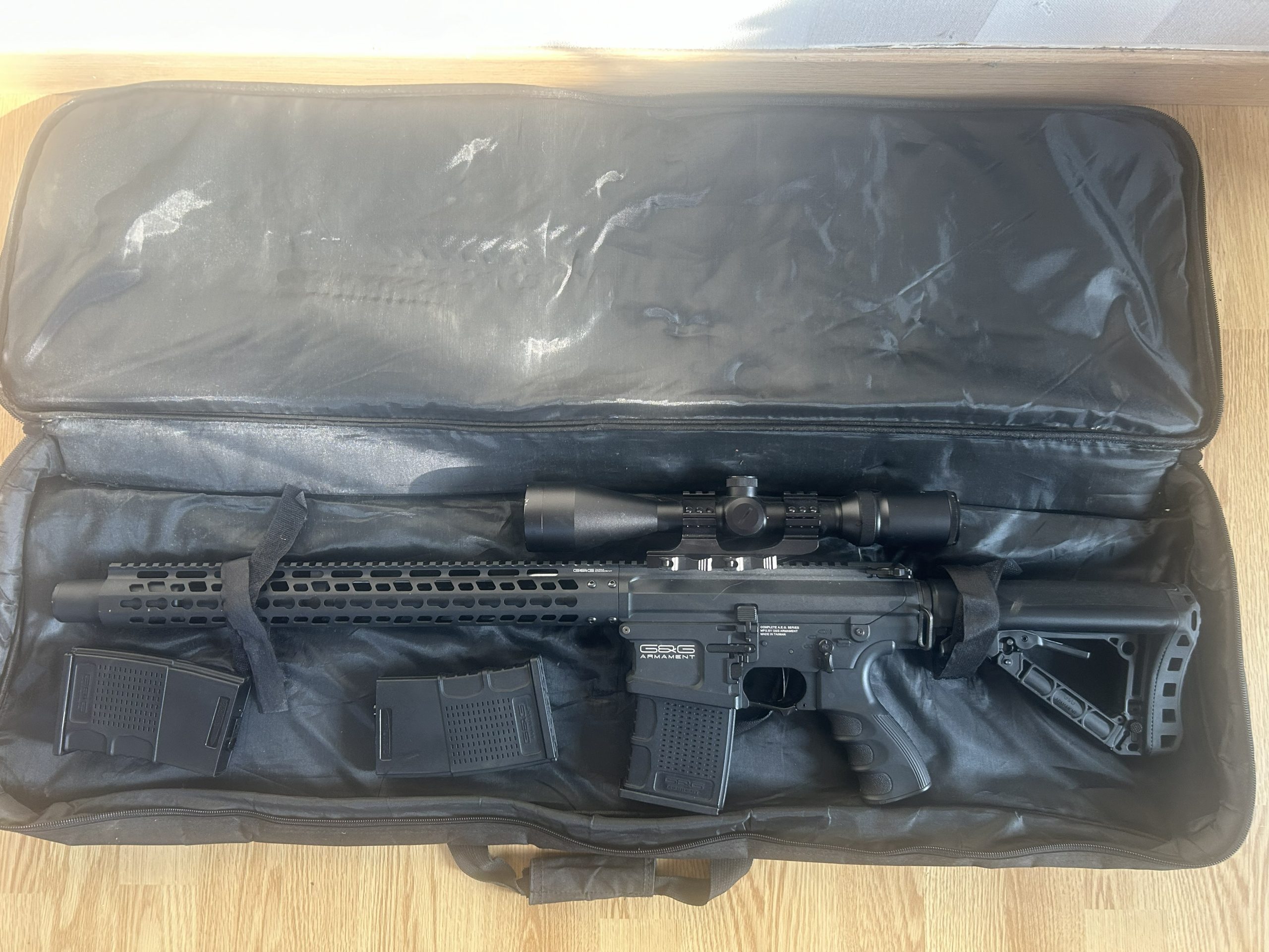 G&G MBR 308 + réplique de lunette + 3 chargeurs + housse