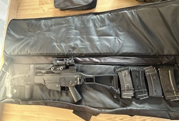 [LOT AIRSOFT] G36 S&T Fiabilisé + Viseur ACOG + PEQ Lampe + 5 Chargeurs + Housse