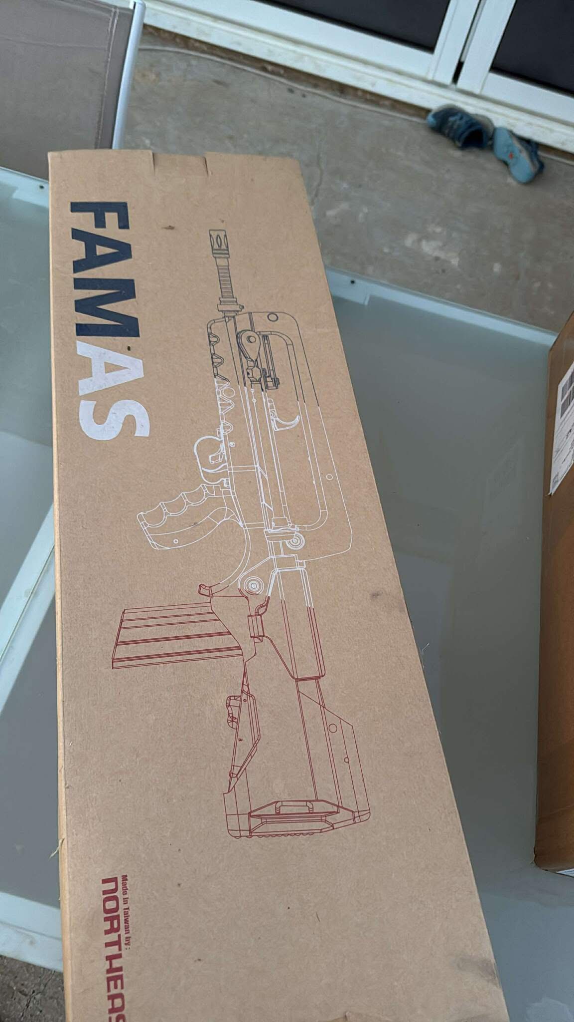 Famas F1 1,6 Jls GBB