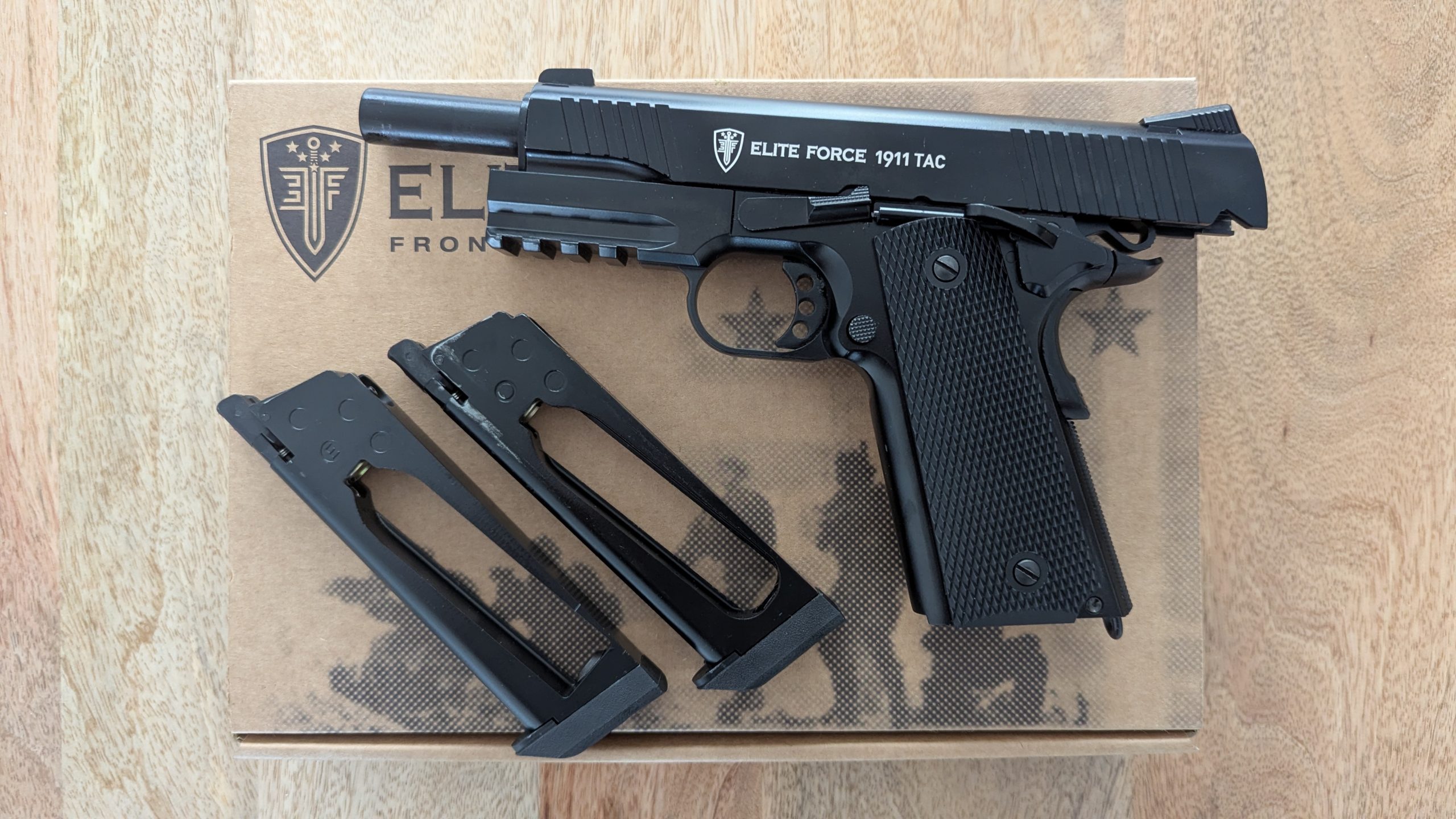 1911 TAC Elite Force UMAREX CO2