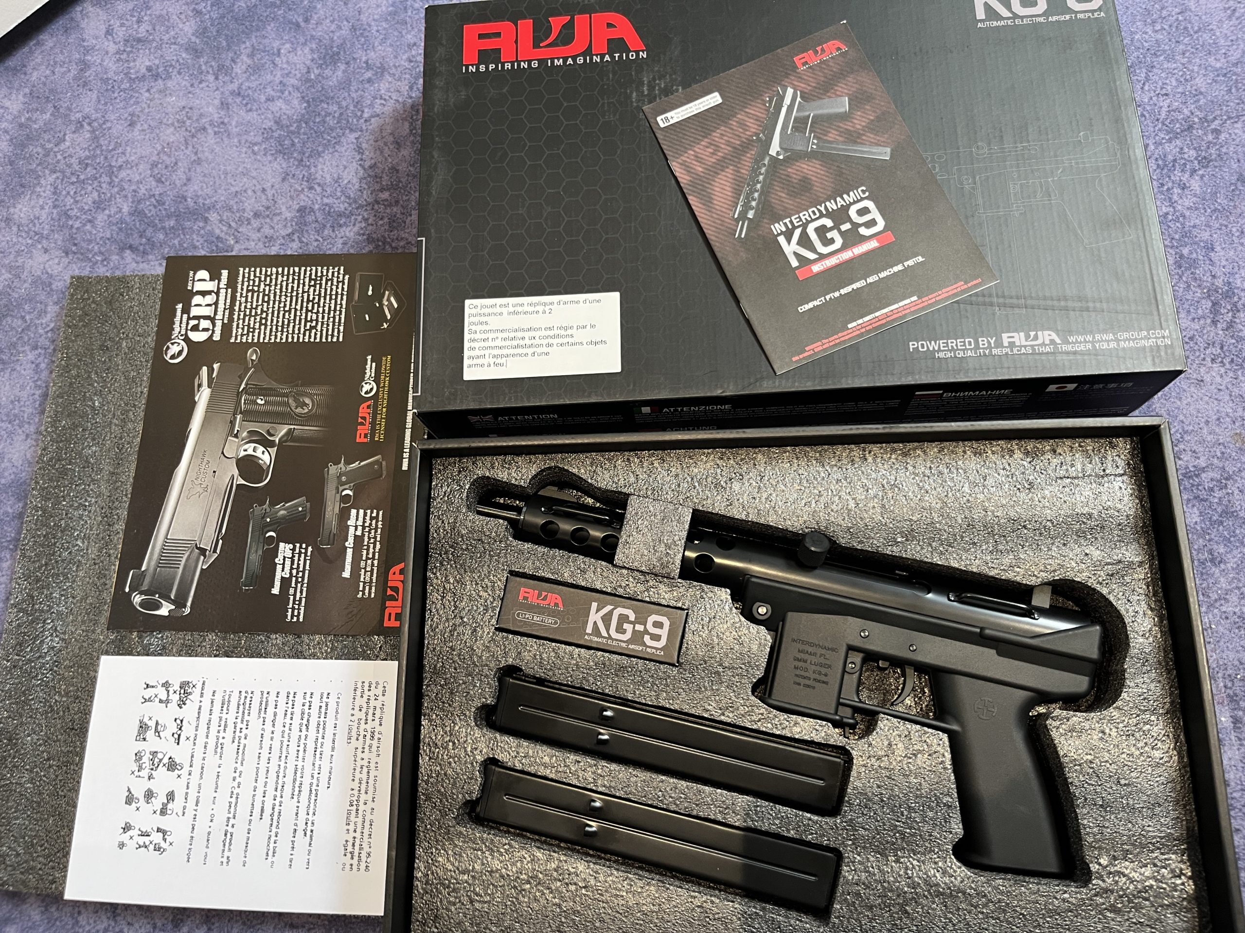 Akimbo RWA KG-9 AEG