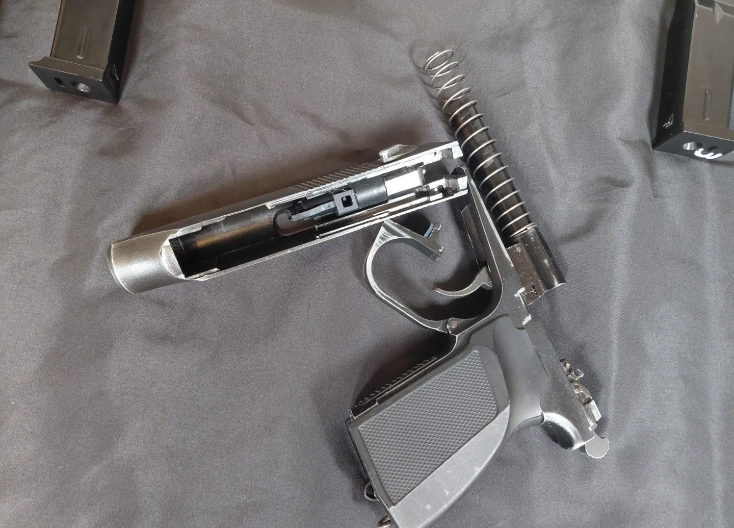 Makarov PM GBB [WE] & 4 chargeurs