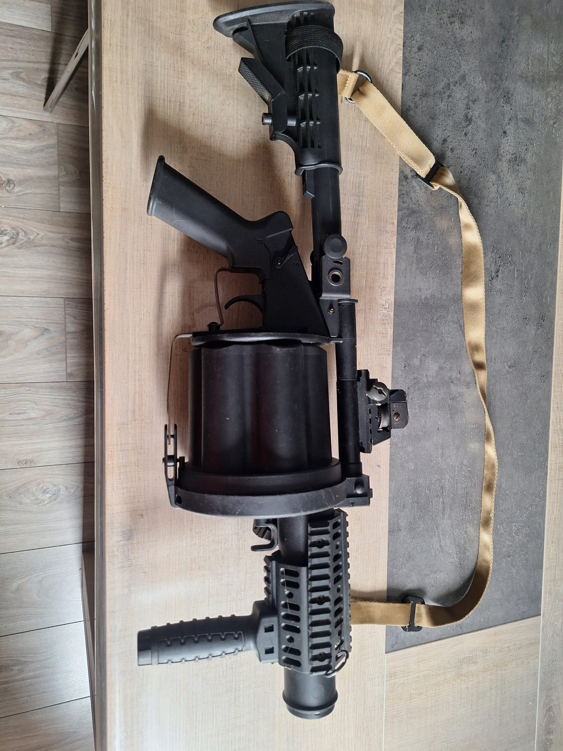 Lance grenade ics 6 coups