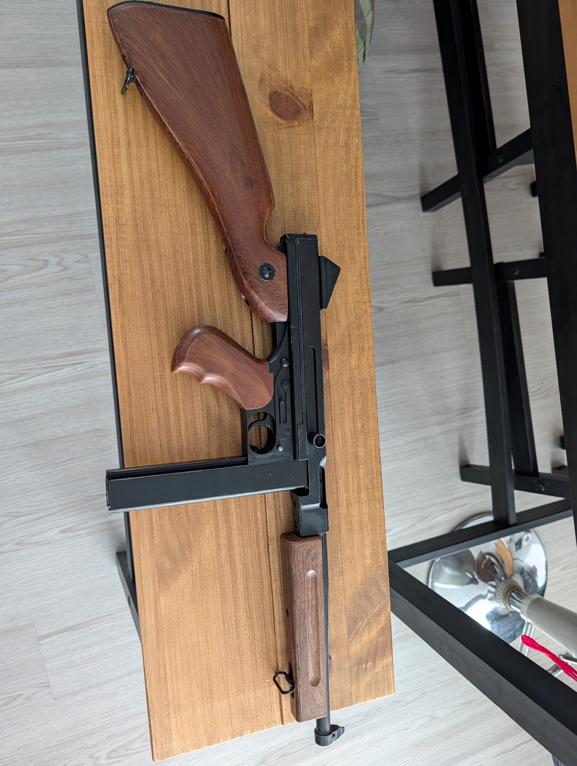 Thompson Cyma MOSFET perun
