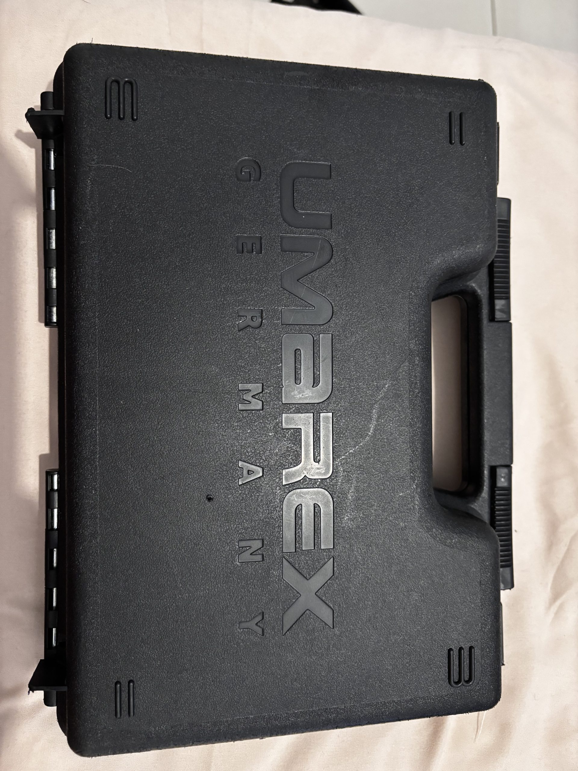Vorsk Hi-capa4.3 GBB gaz,2 chargeurs, mallette d’origine
