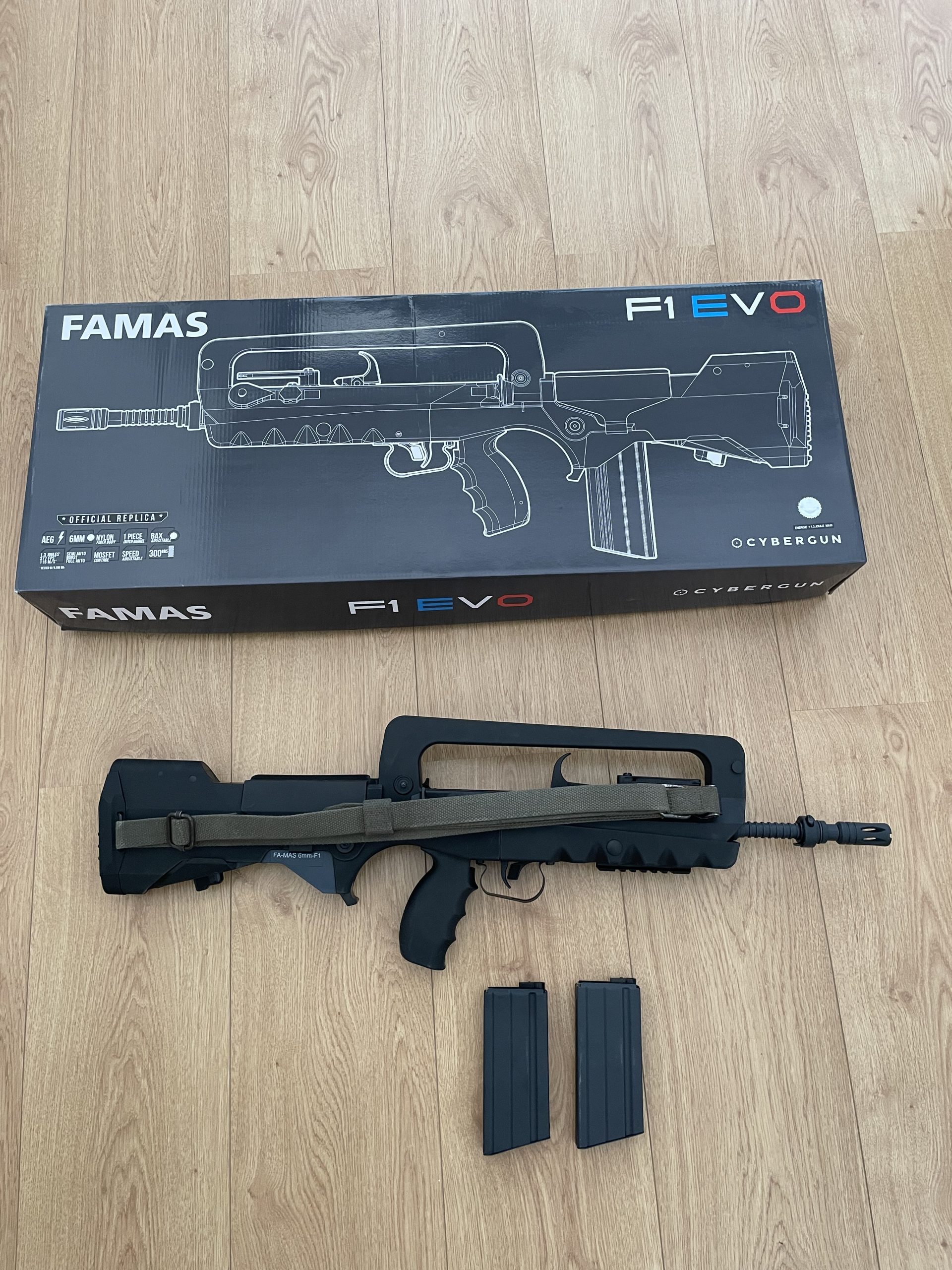 FAMAS-F1