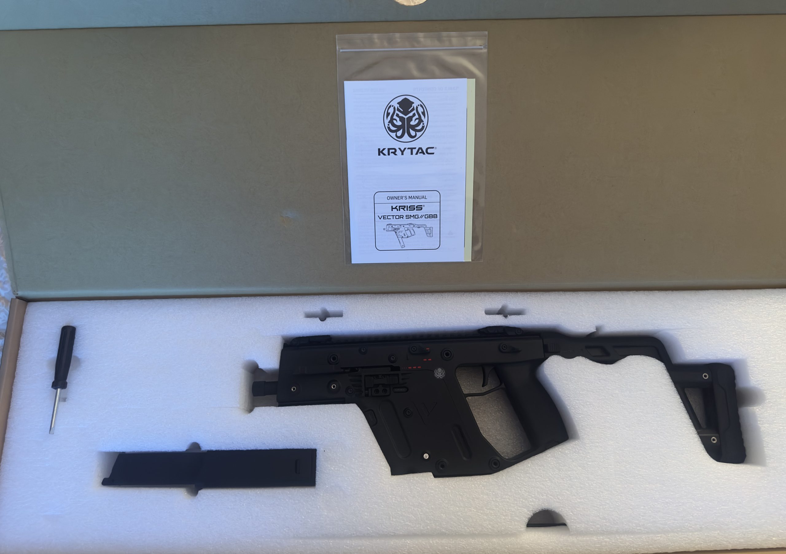 Réplique Kriss Vector V2 Crosse Pliable KRYTAC AEG