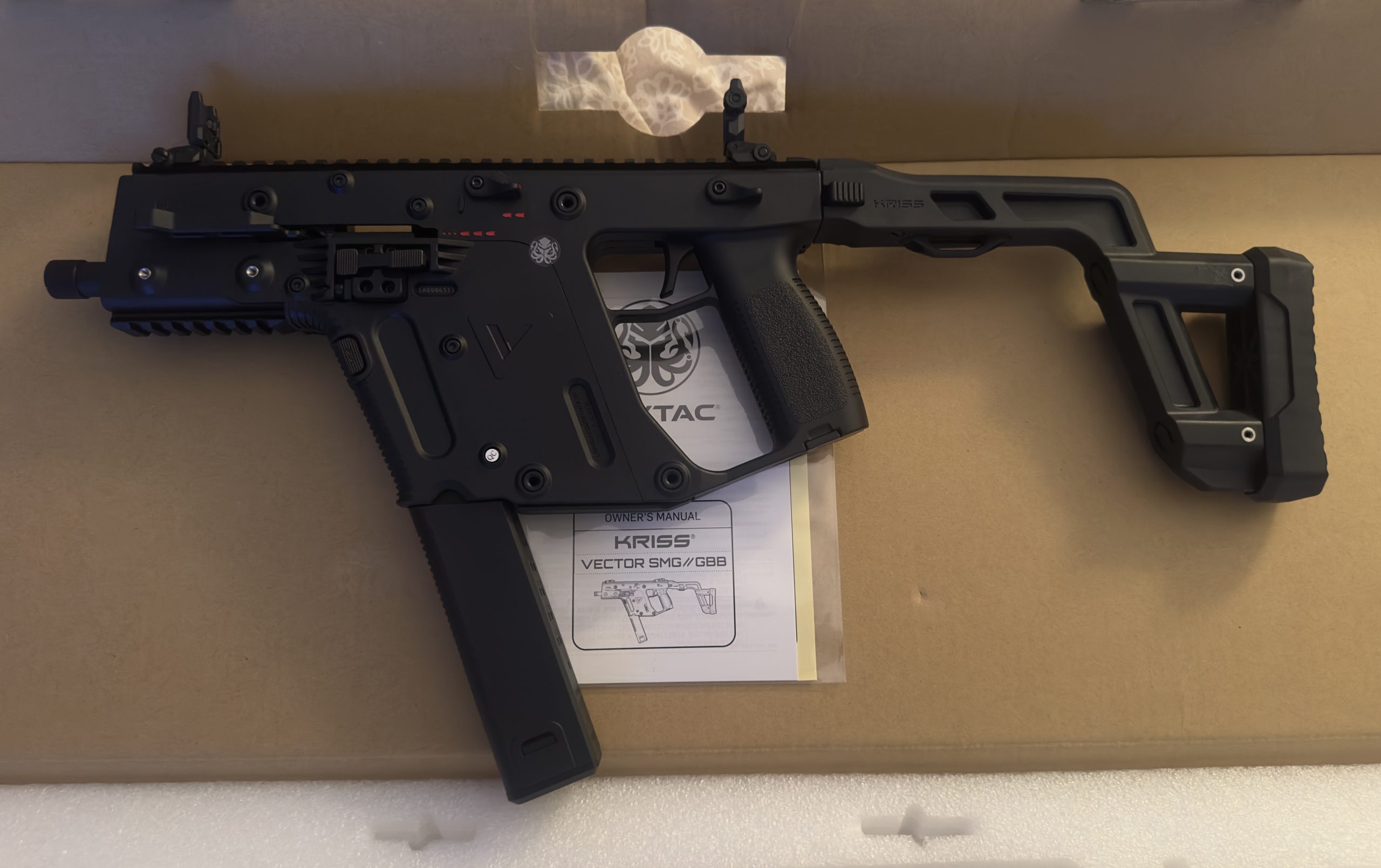 Réplique Kriss Vector V2 Crosse Pliable KRYTAC AEG