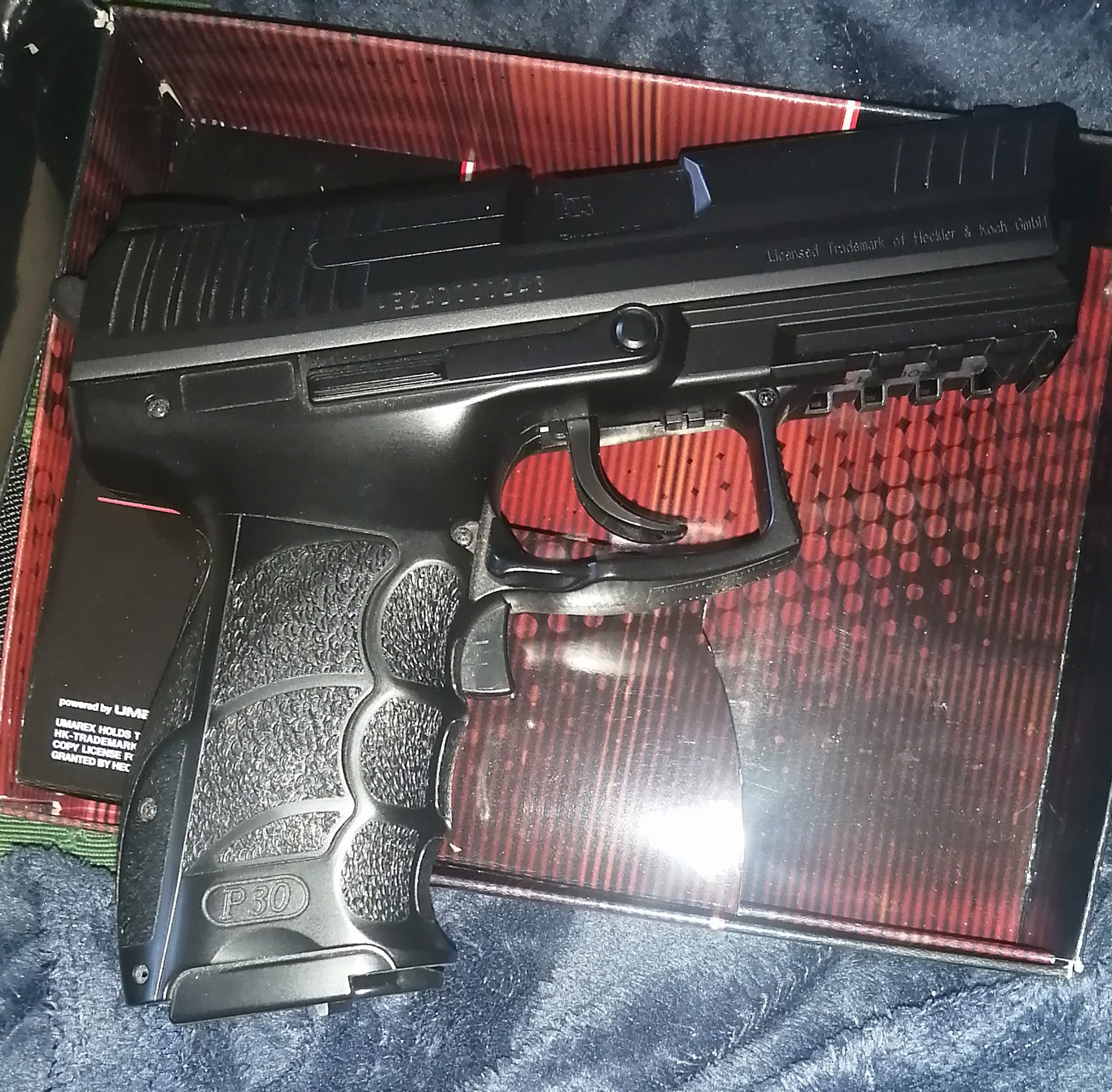 Lot Airsoft ETAT NEUF : Fusil à pompe Métal CYMA CM370M (Benelli / Taran Tactical) + Pistolet HK P30